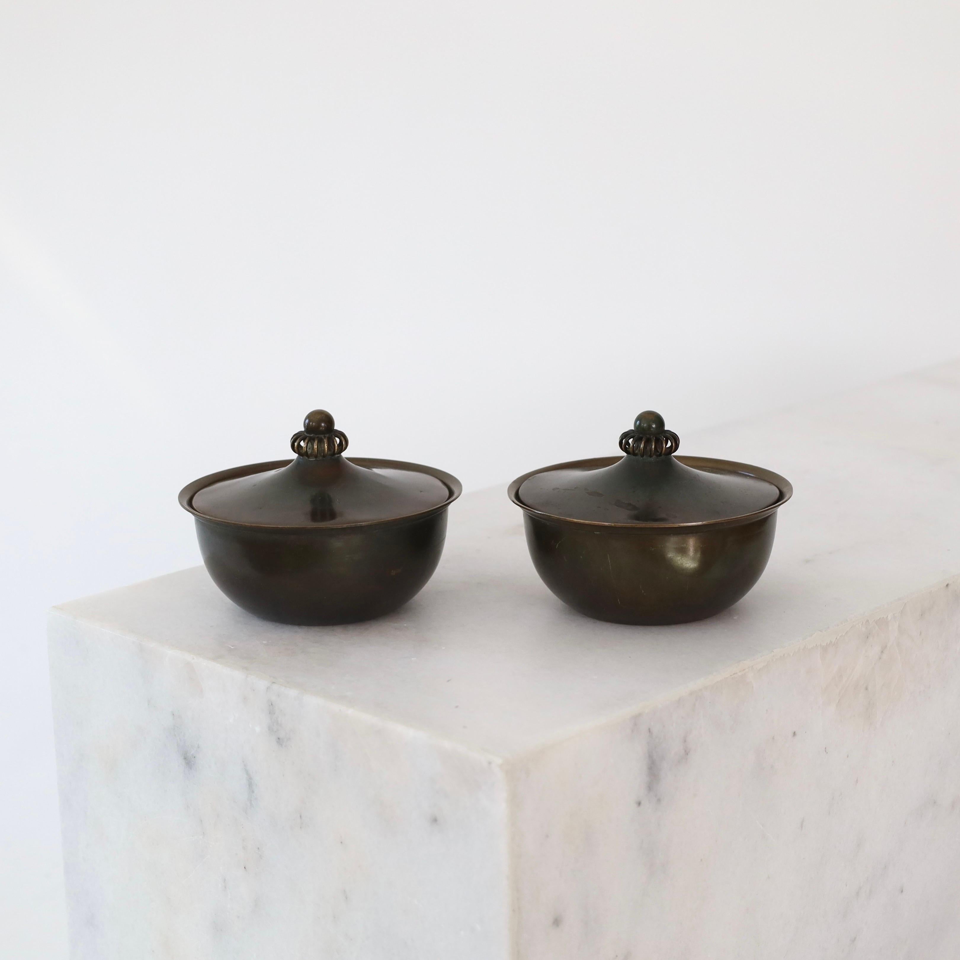 Danois Ensemble de boîtes à bijoux en bronze par Just Andersen, années 1930, Danemark en vente