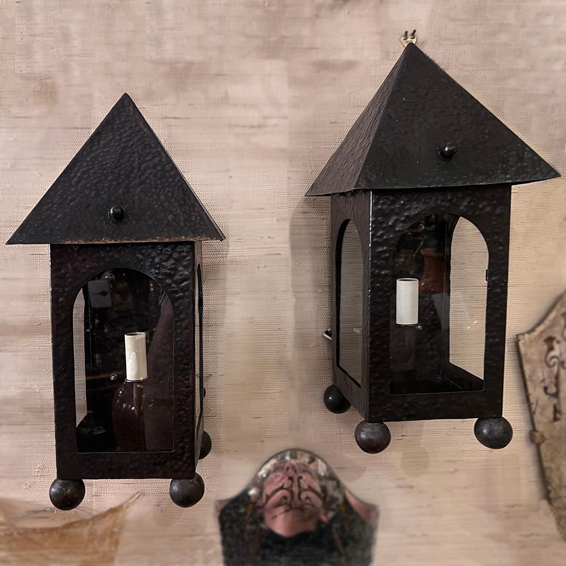 Bronze Ensemble d'appliques d'extérieur en bronze, vendu par paire en vente