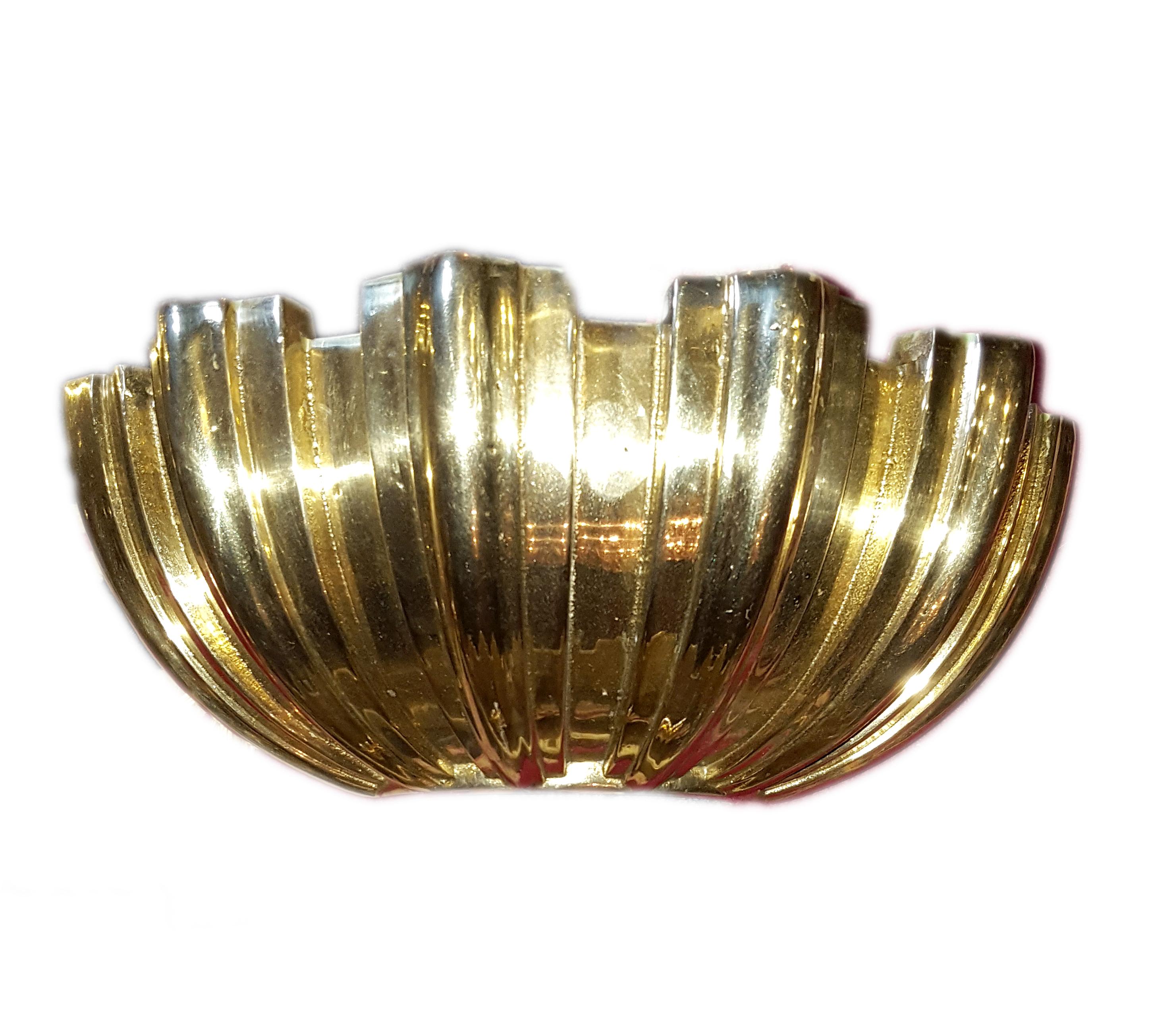 Doré Ensemble d'appliques à coquille en bronze, vendues par paires en vente