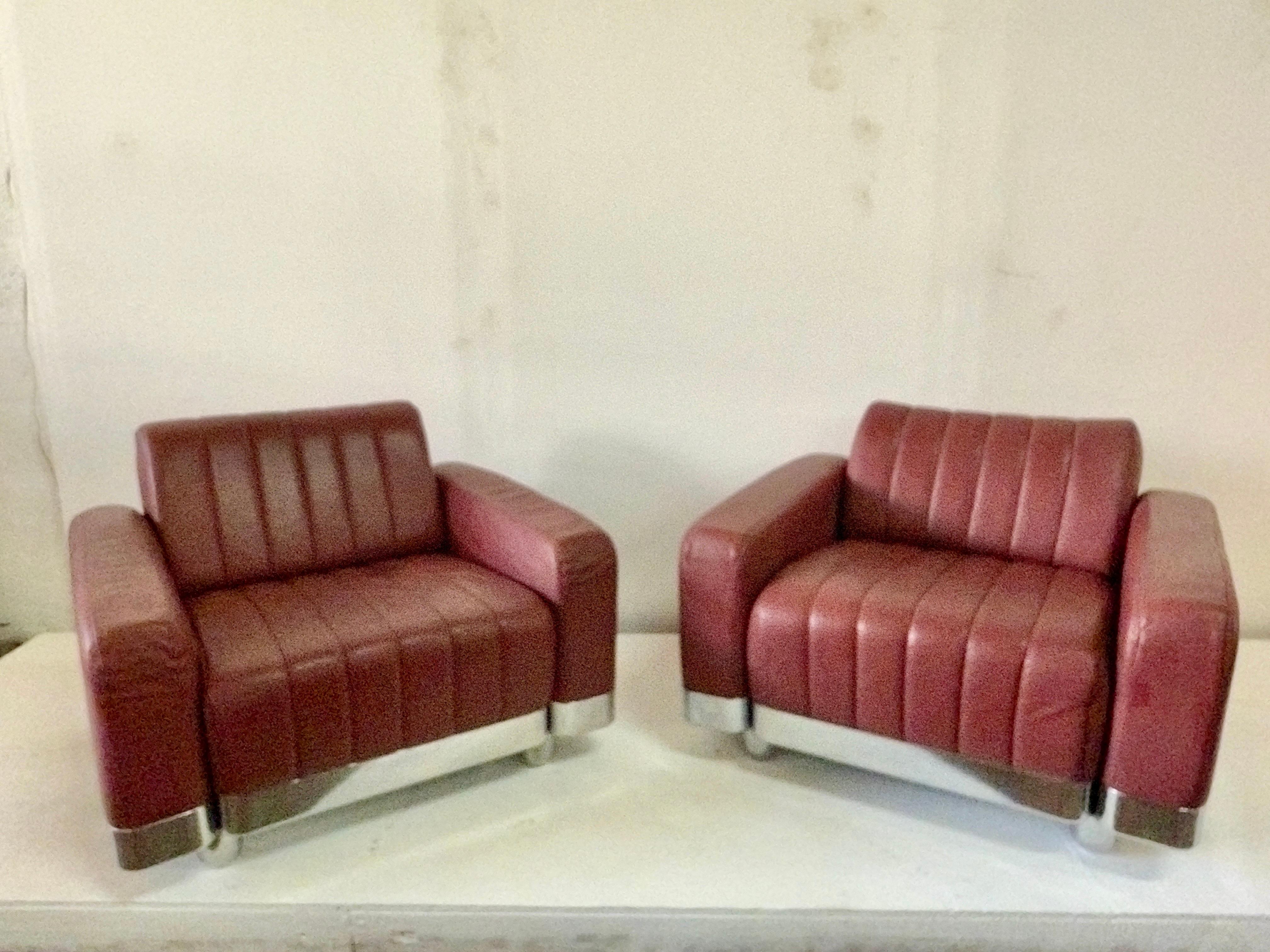 Ensemble de chaises longues et d'ottomans en chrome Brueton en vente 1