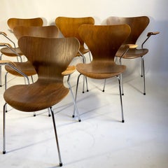 Arne Jacobsen Butterfly Chairs Model 3207 for Fritz Hansen