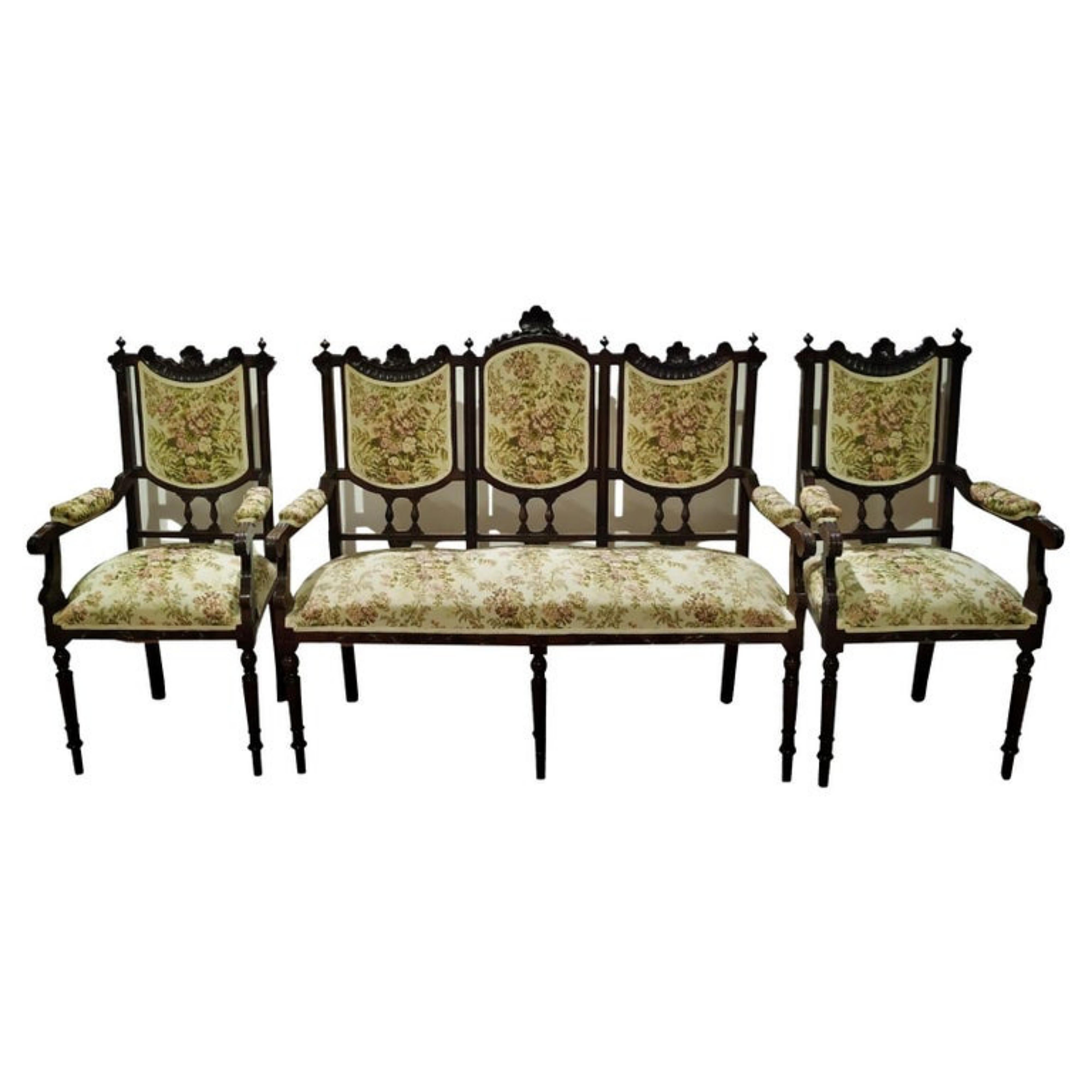 Set of Canape and Two Armchairs Portuguese 19th Century In Good Condition For Sale In Madrid, ES
