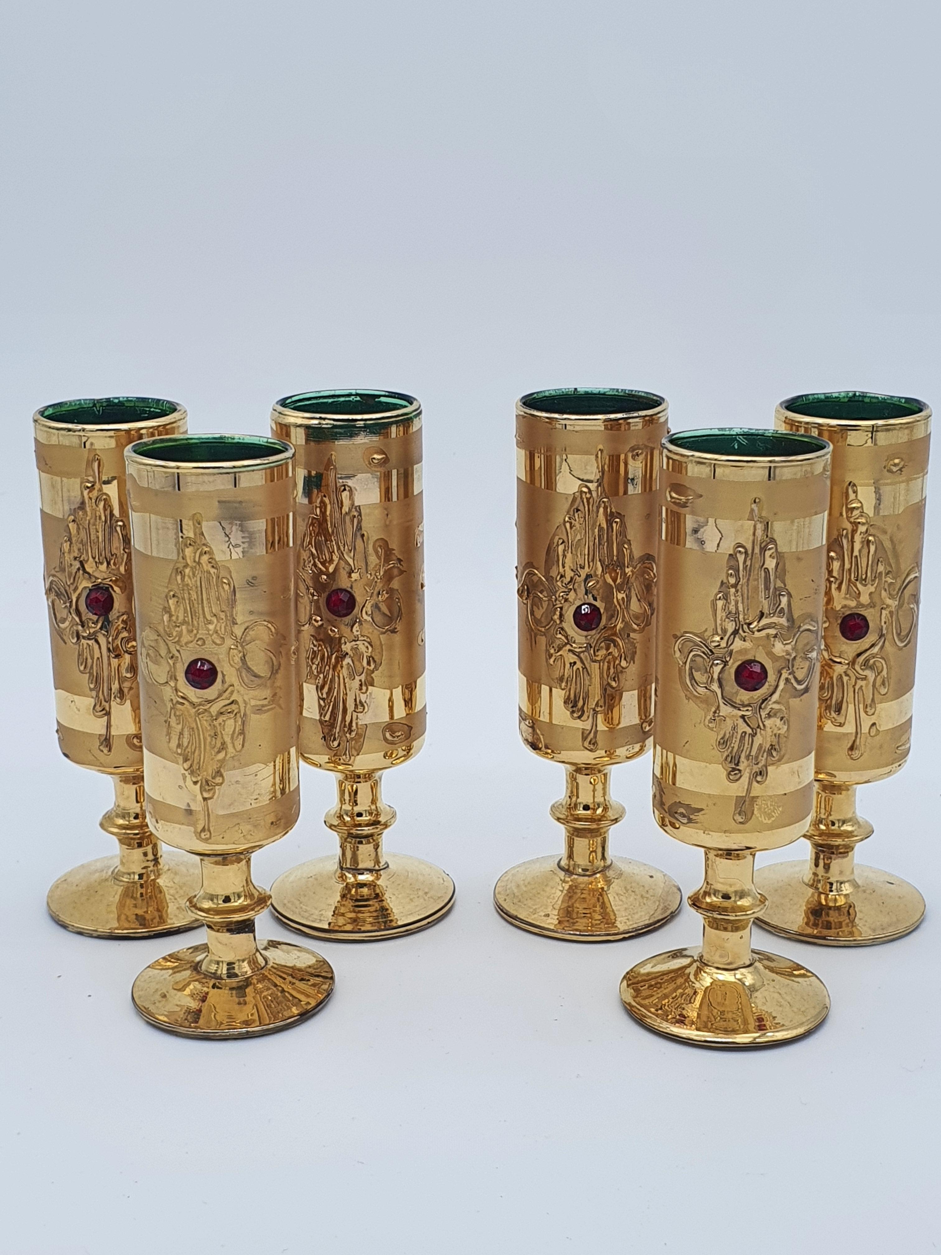 Set of Carafe and 11 Glasses from the 1950s in Gold Coated Glass 9