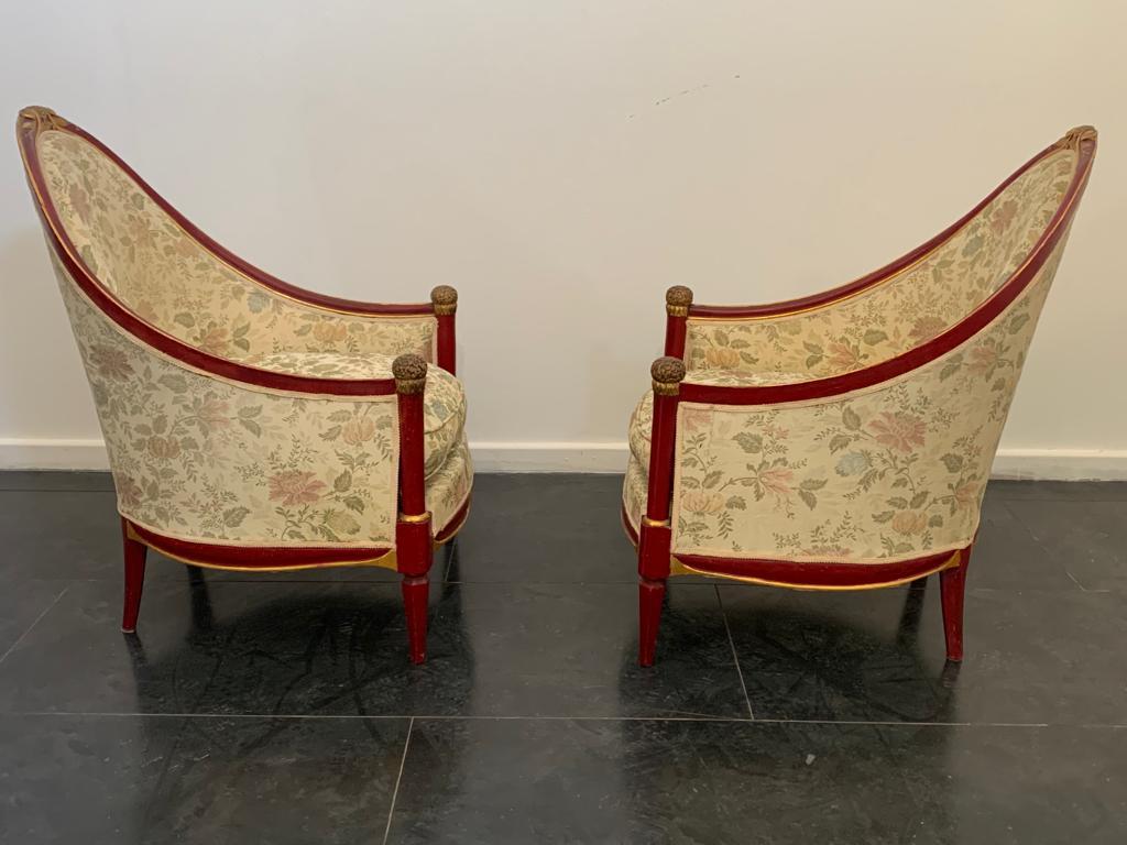 Français Ensemble de fauteuils laqués rouge cardinal en vente