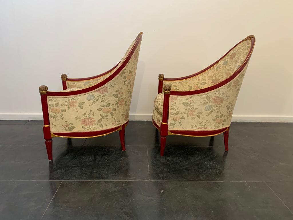 Ensemble de fauteuils laqués rouge cardinal en vente 1