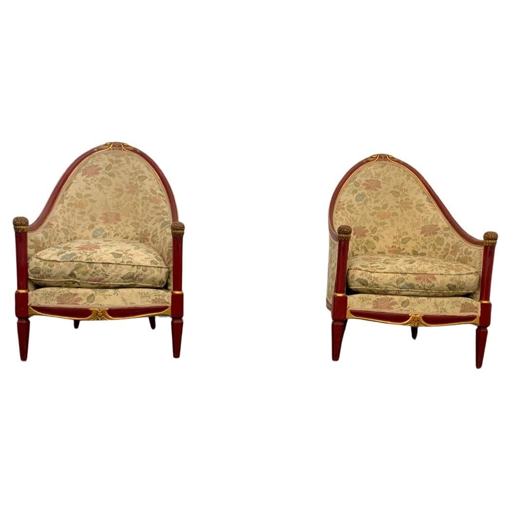 Ensemble de fauteuils laqués rouge cardinal en vente