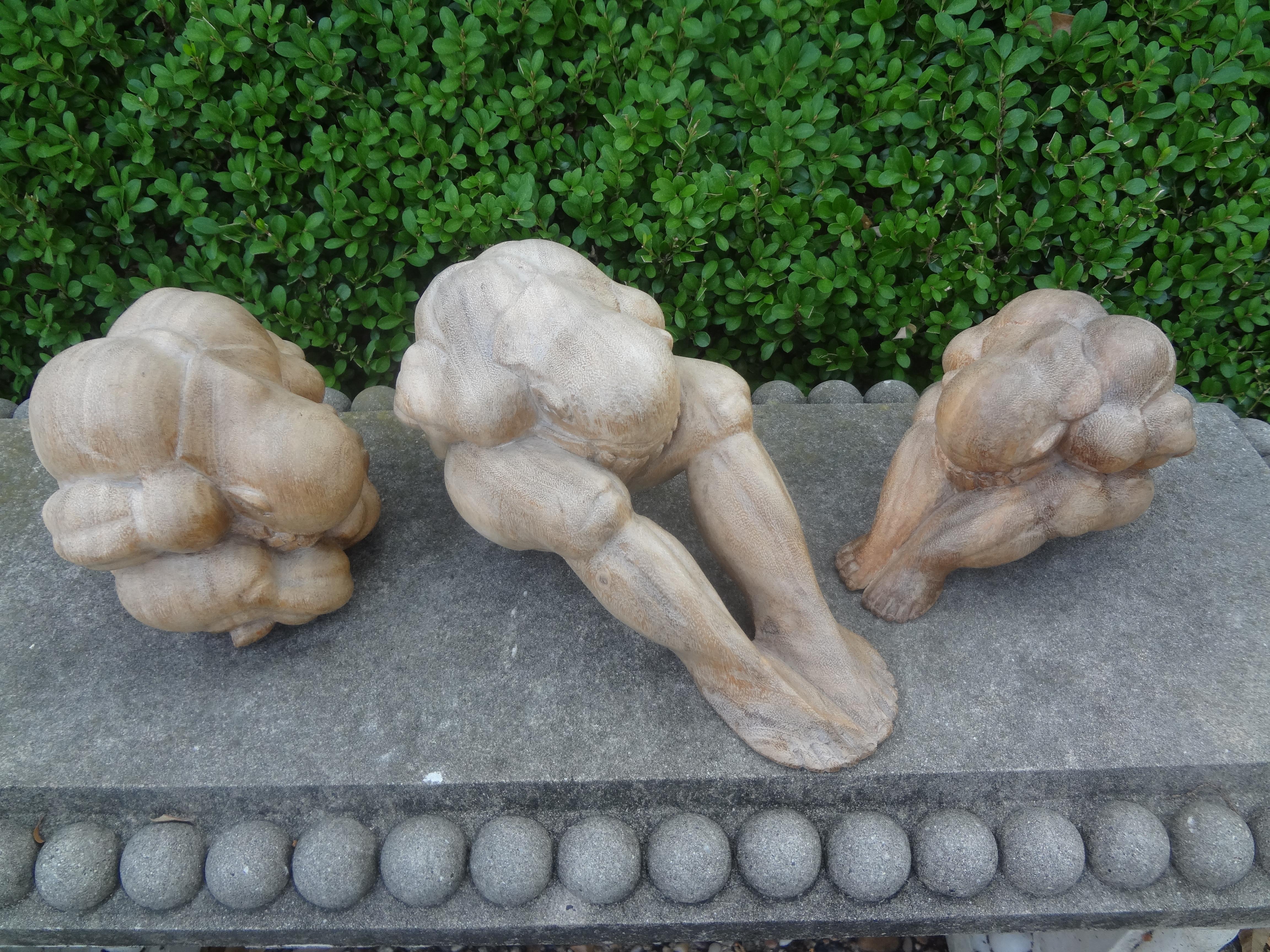 Hollywood Regency Ensemble de figures zen asiatiques en bois sculpté en vente