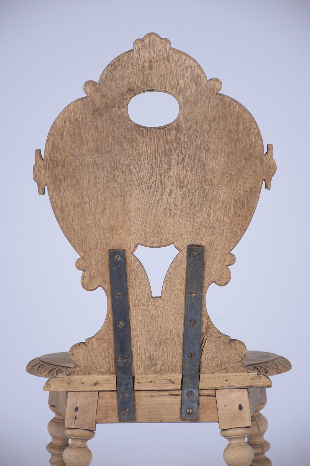 Satz von vier Barock-Beistellstühlen aus Eichenholz aus dem 19. Jahrhundert – raffinierte Handwerkskunst im Angebot 3