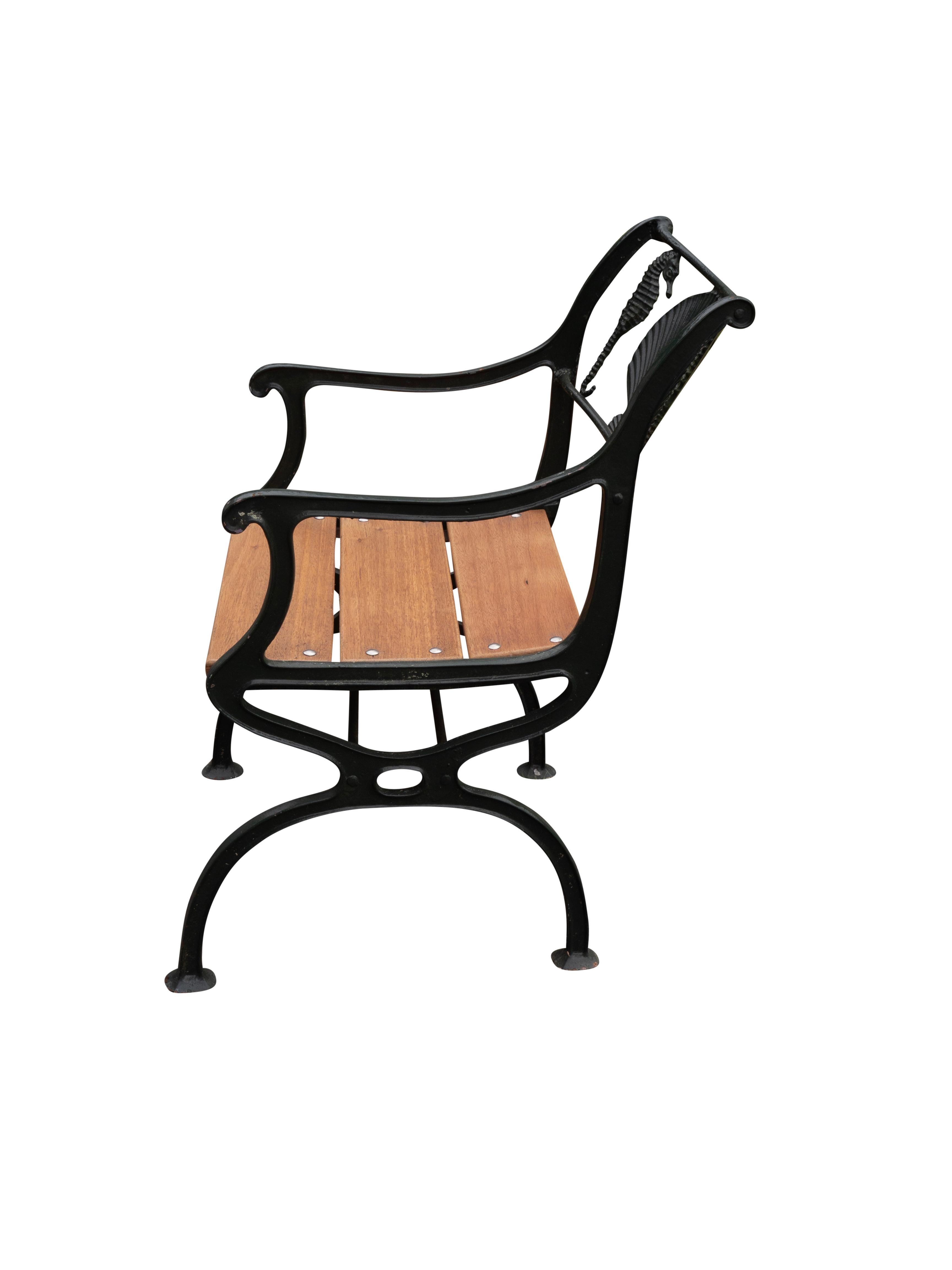Set Of Cast Iron And Aluminum Shell And Seahorse Garden Furniture 2