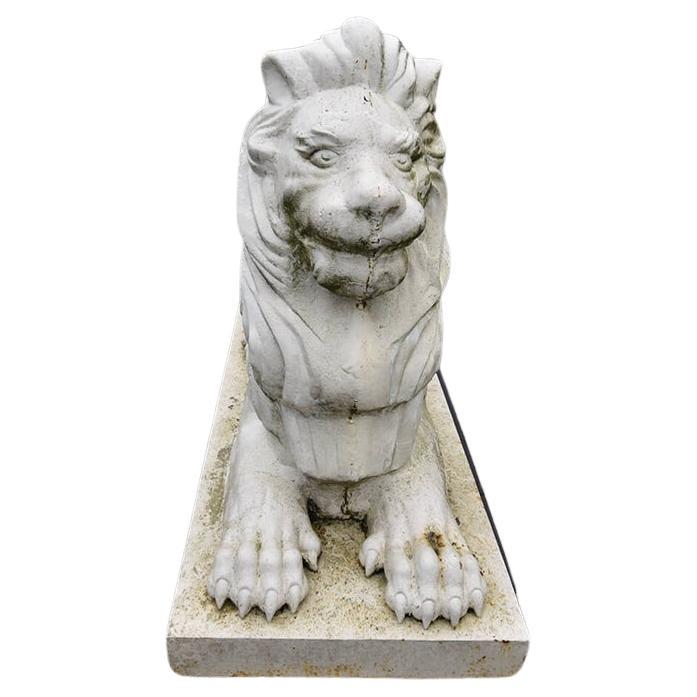 Set of cast iron lions 19th Century For Sale