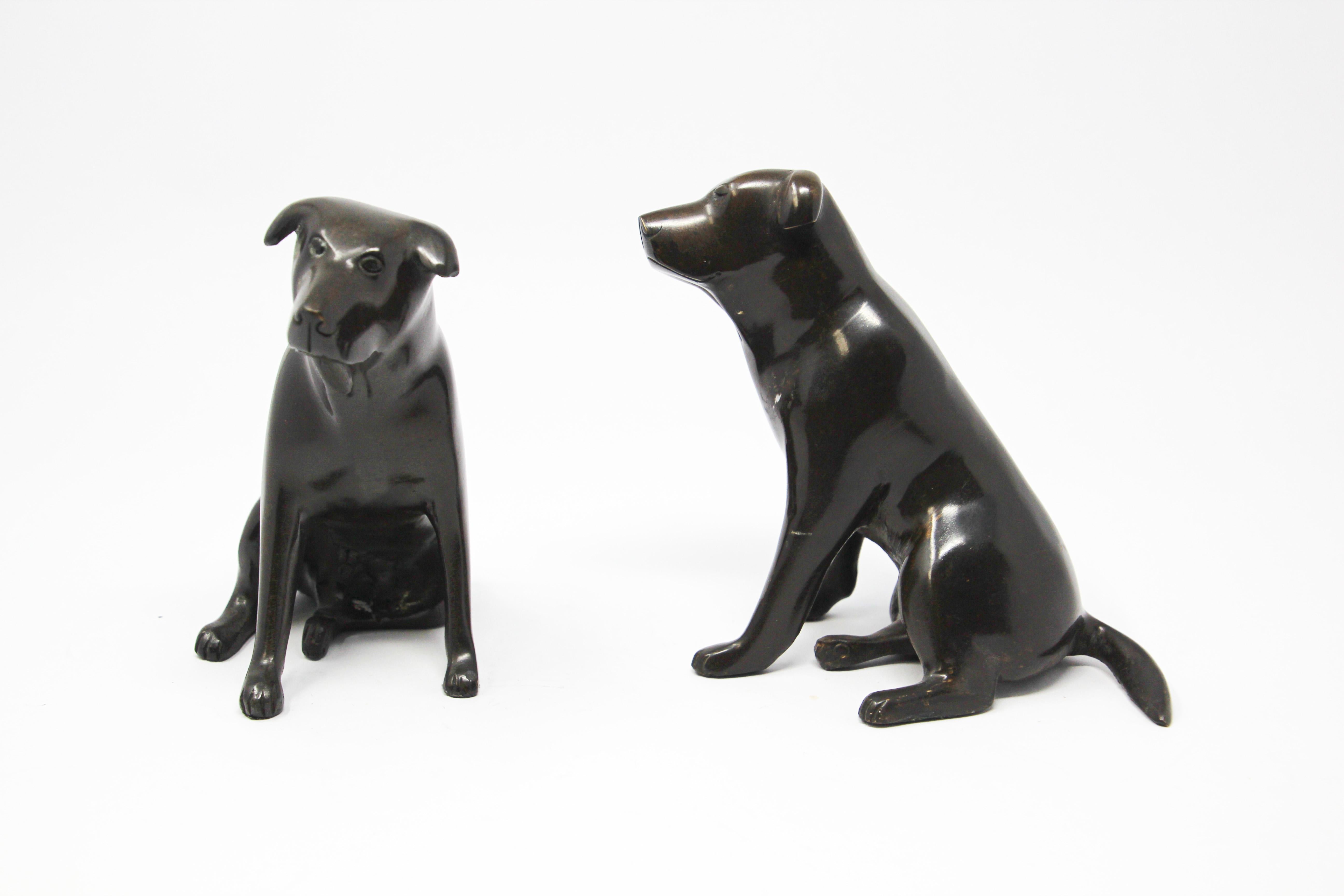 Mid-Century Modern Set of Cast Metal Sculpture of Labrador Dogs Bookends