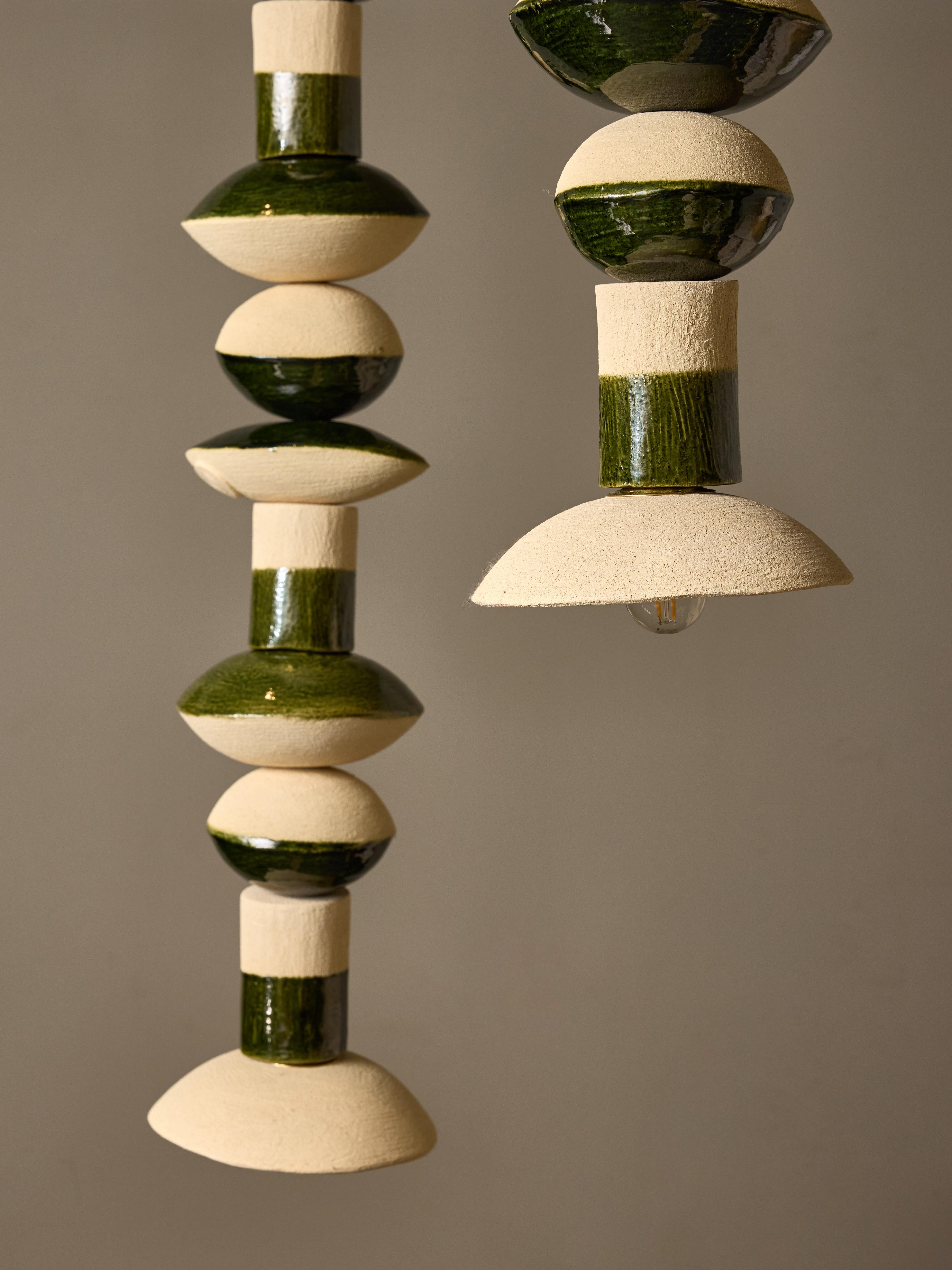 Ceramica Set di sospensioni Perlo in ceramica di Amandine Gorrino in vendita