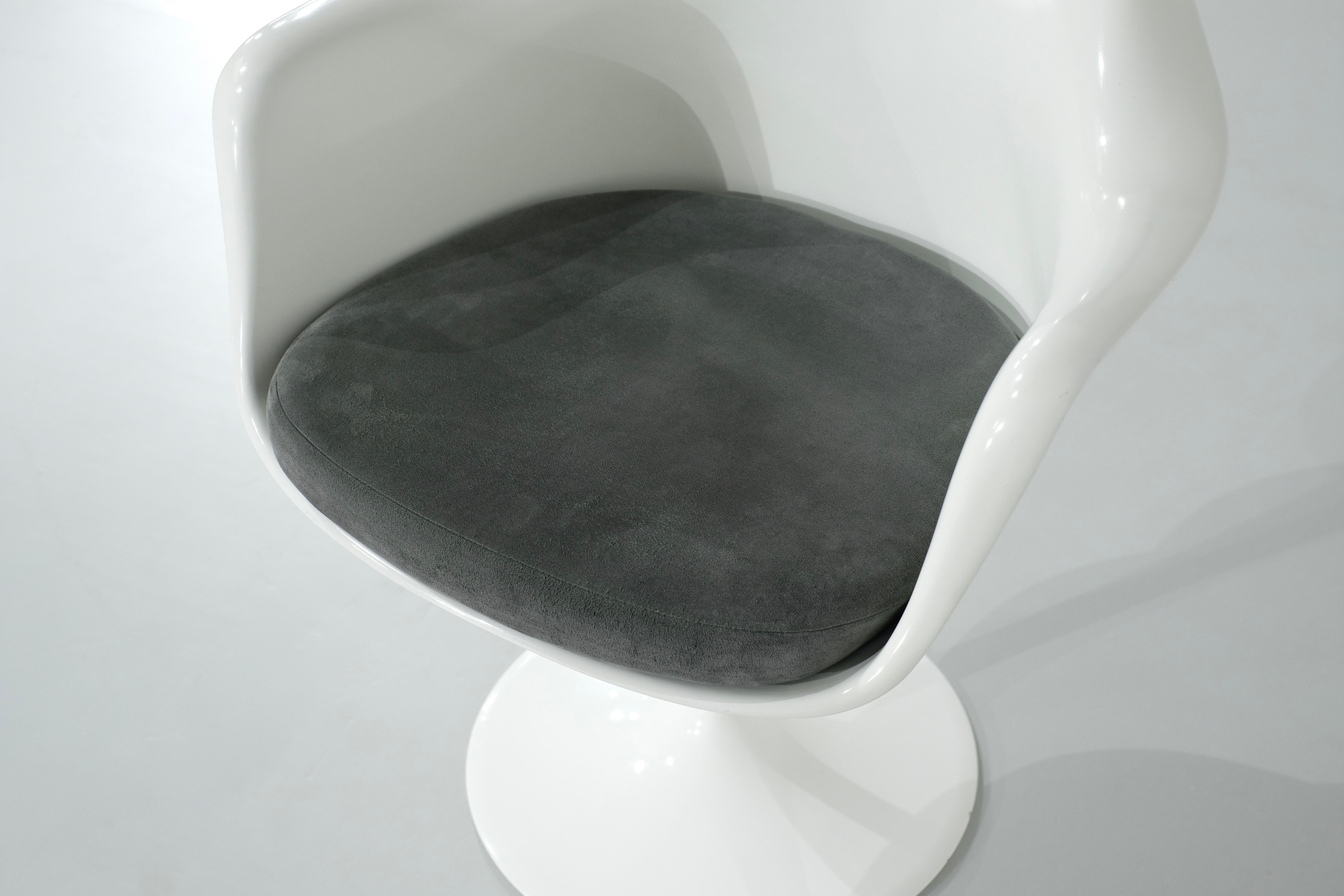 Ensemble de chaises modèle Tulip d'Eero Saarinen pour Knoll International, USA 1957. 12