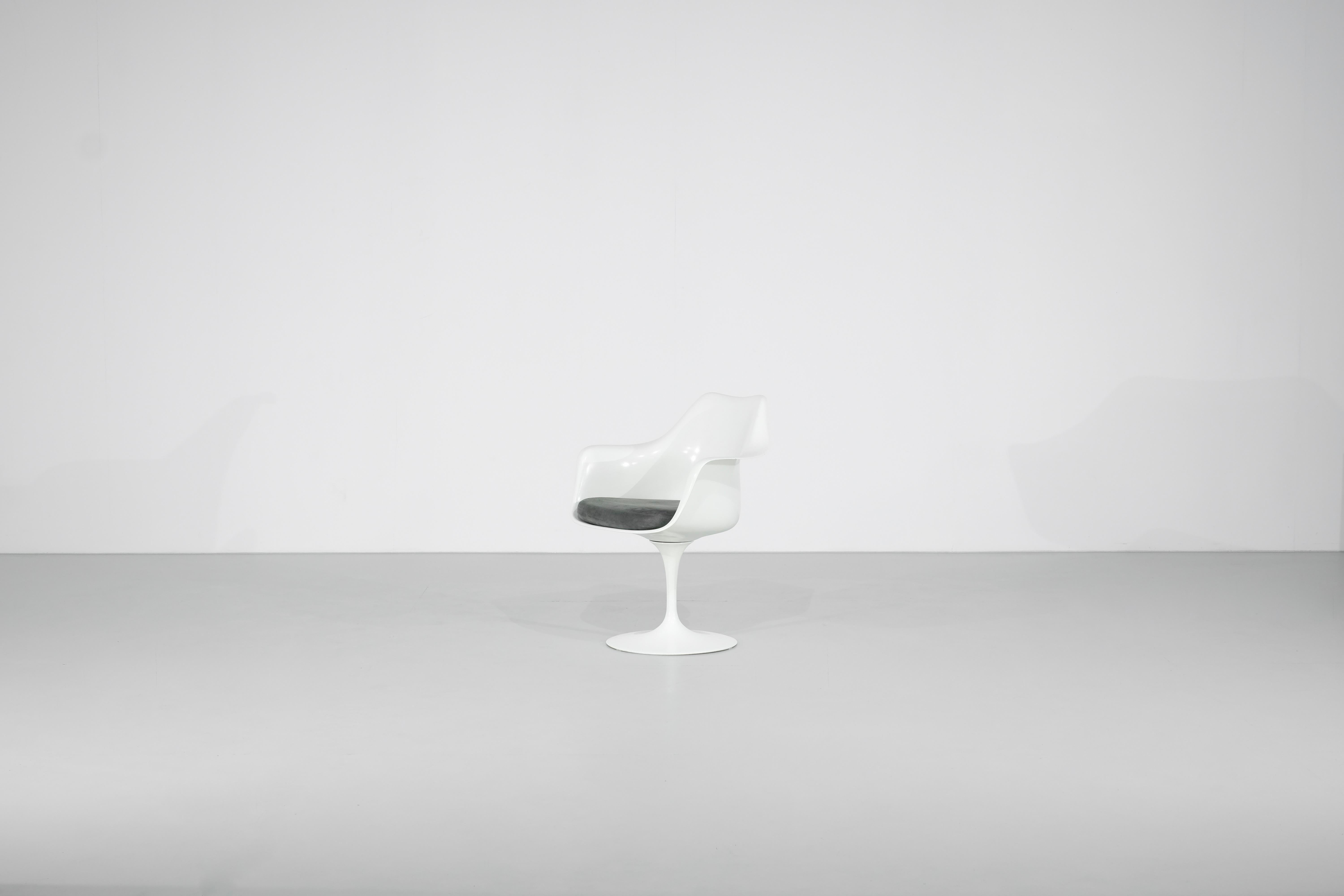 Américain Ensemble de chaises modèle Tulip d'Eero Saarinen pour Knoll International, USA 1957.