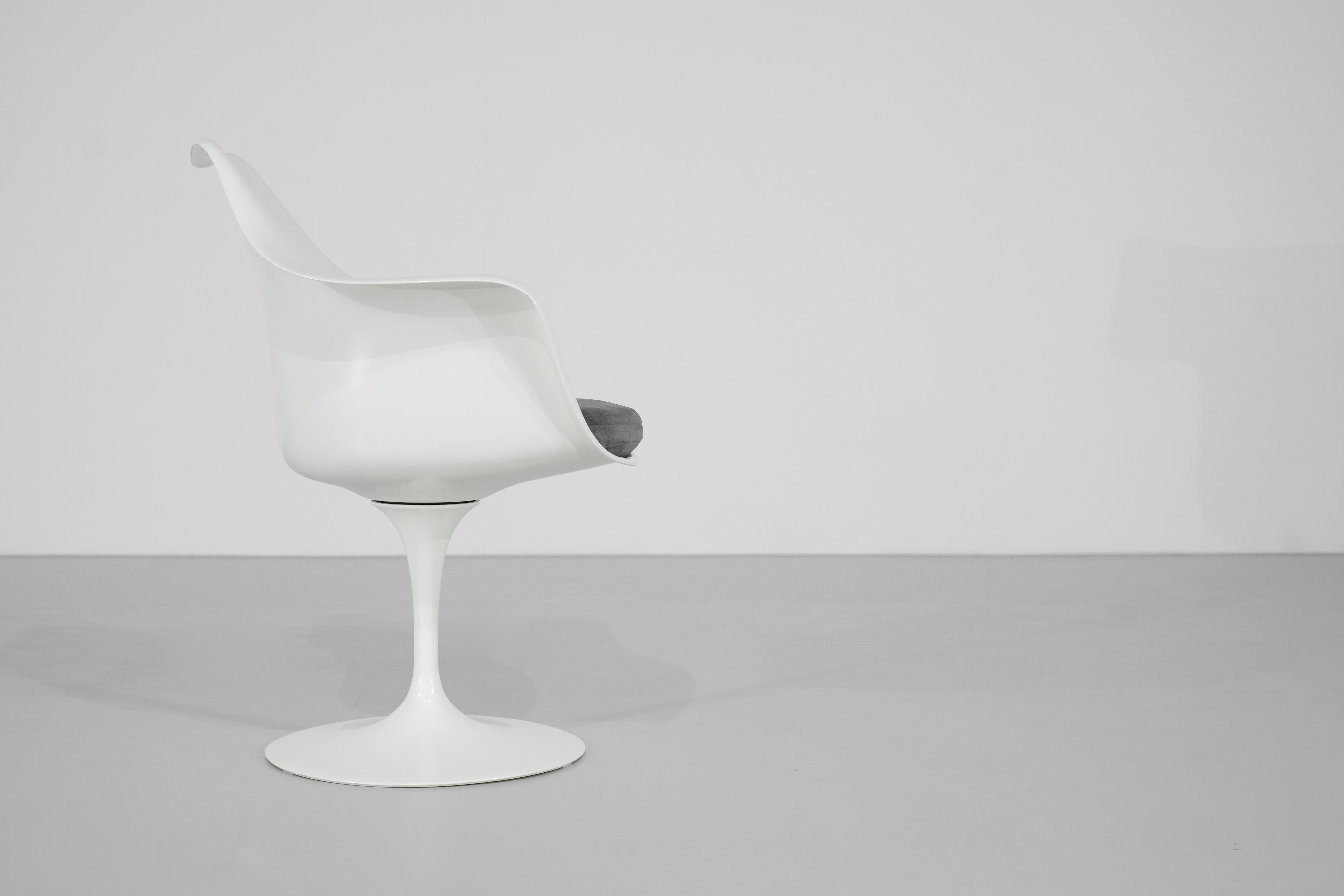 Ensemble de chaises modèle Tulip d'Eero Saarinen pour Knoll International, USA 1957. 2