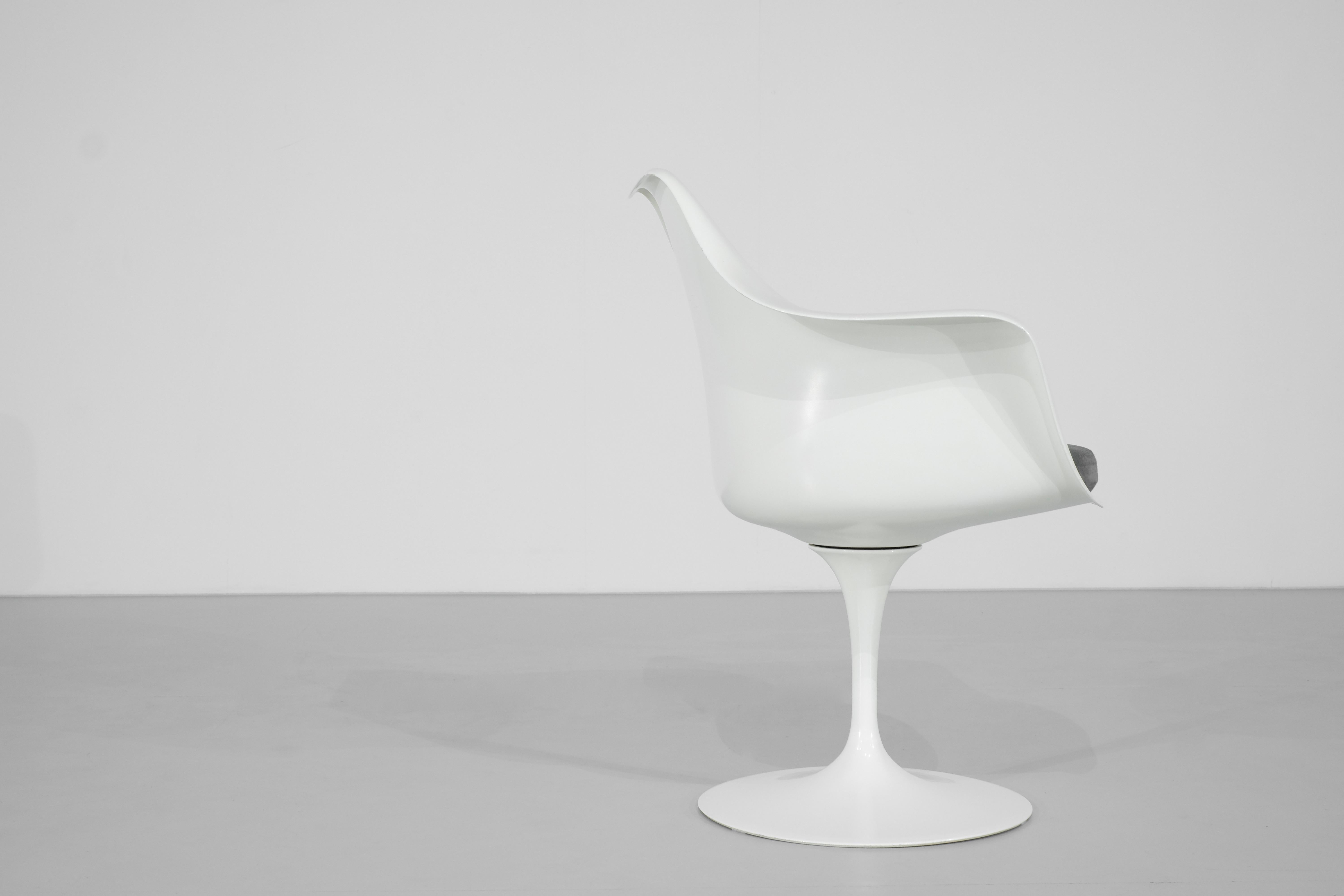 Ensemble de chaises modèle Tulip d'Eero Saarinen pour Knoll International, USA 1957. 3
