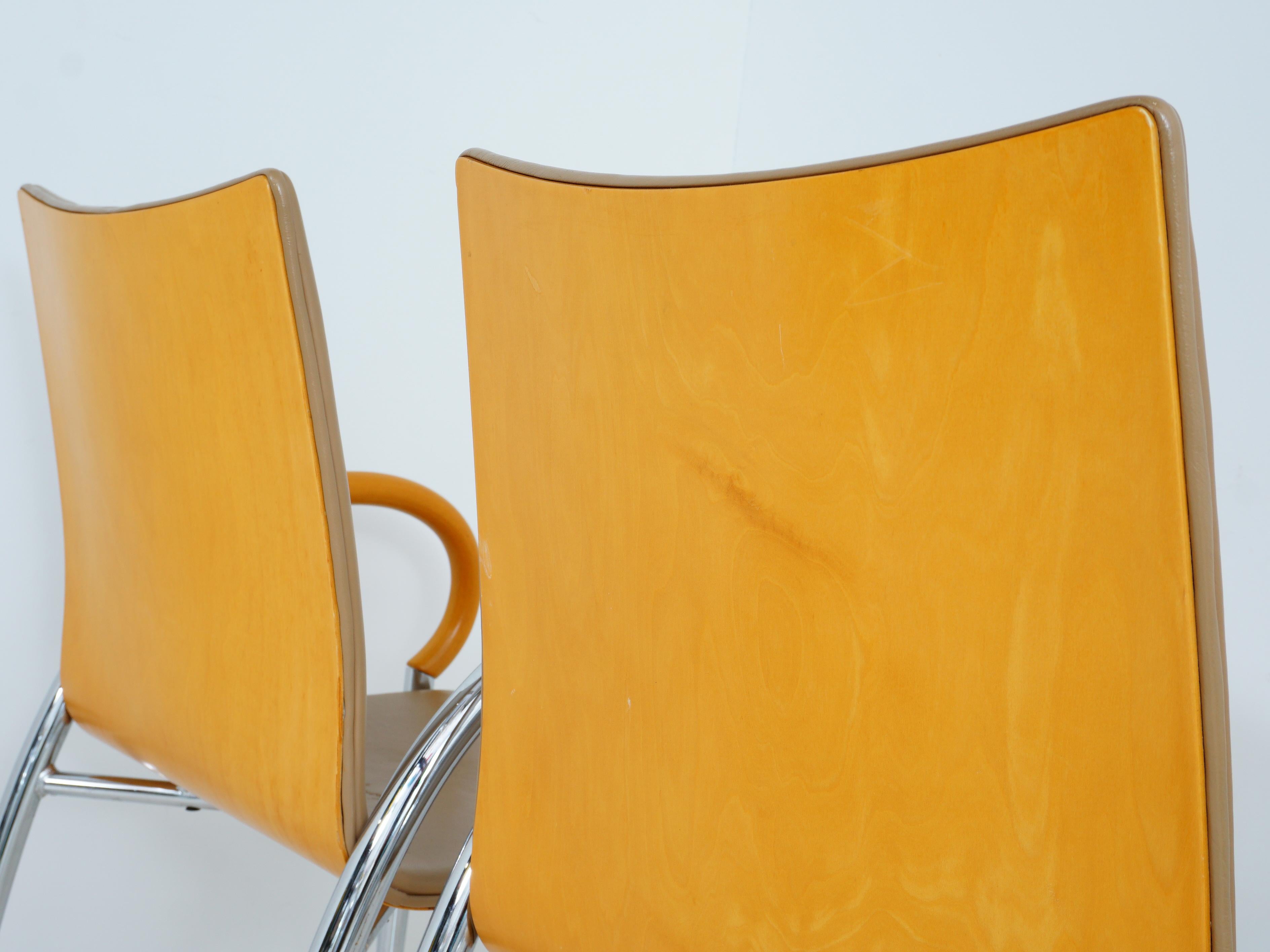 Set of Chairs by Loewenstein, 1970s In Good Condition For Sale In Philadelphia, PA