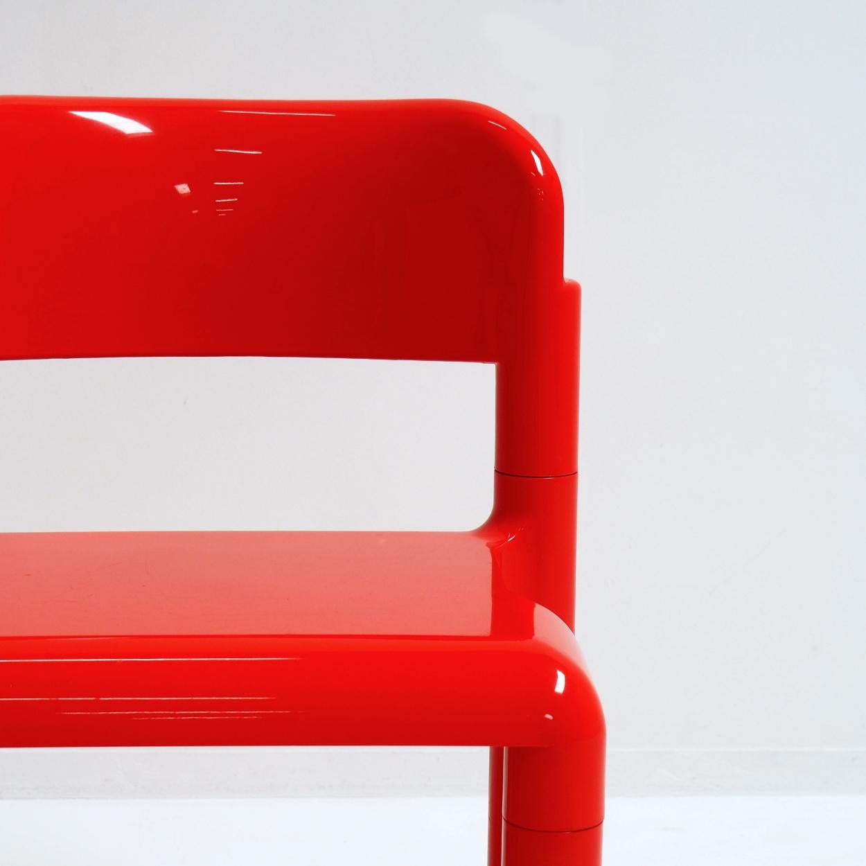 Set of Chairs Designed by Eero Aarnio for UPO Furniture, Finland For Sale 1