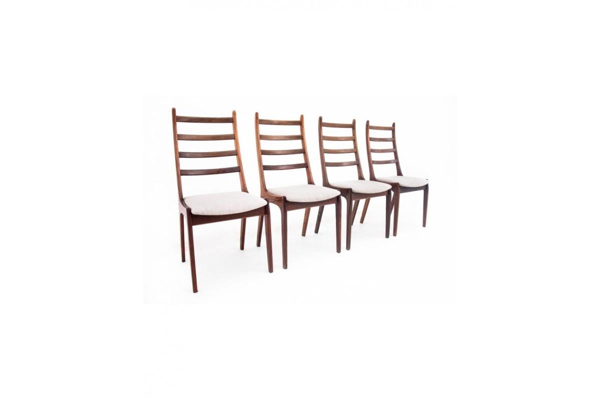 Set of chairs with a table, Danish design, 1960s. For Sale 5