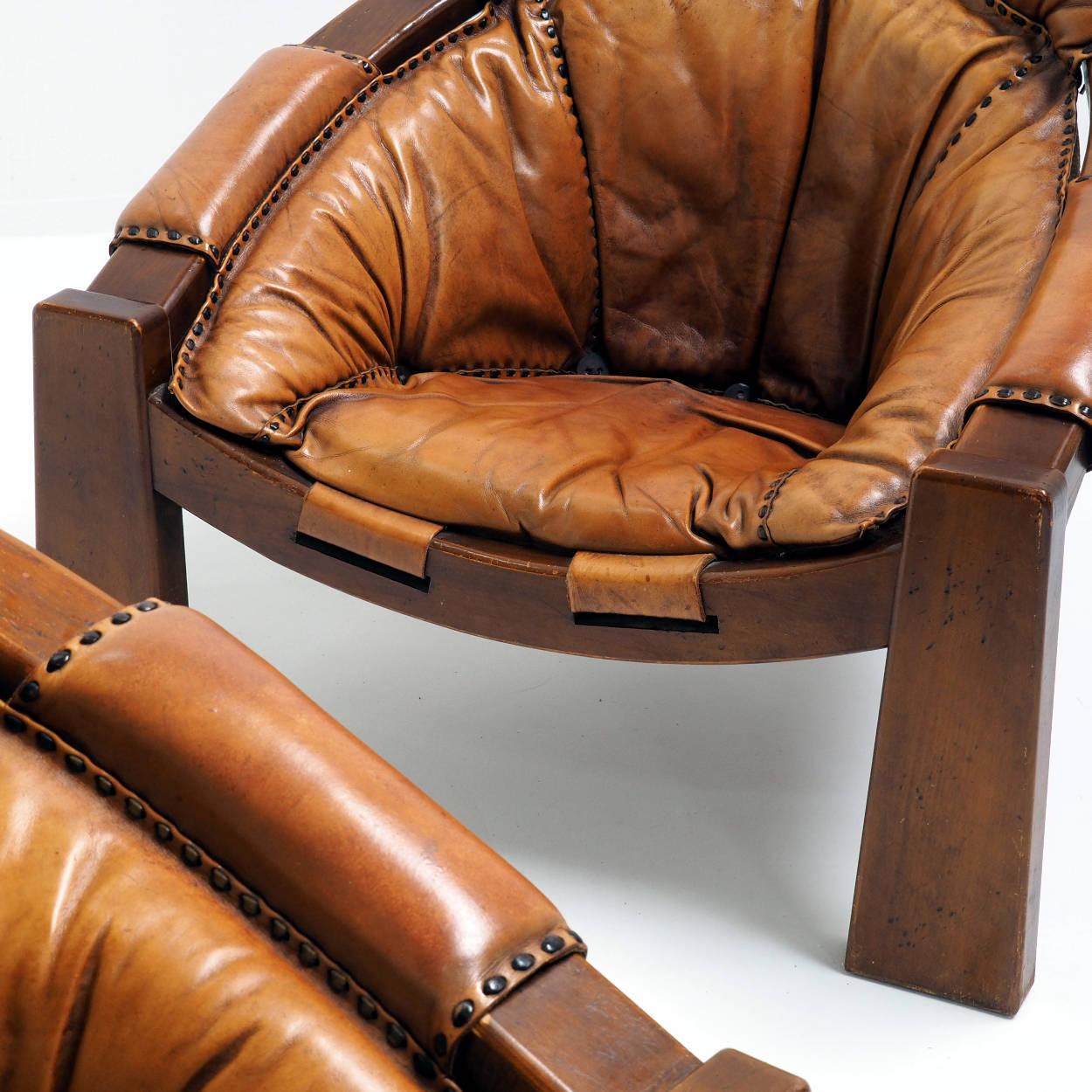Set of Chairs with Beautiful Patinated Leather. Italy, 1970s In Good Condition In Beerse, VAN