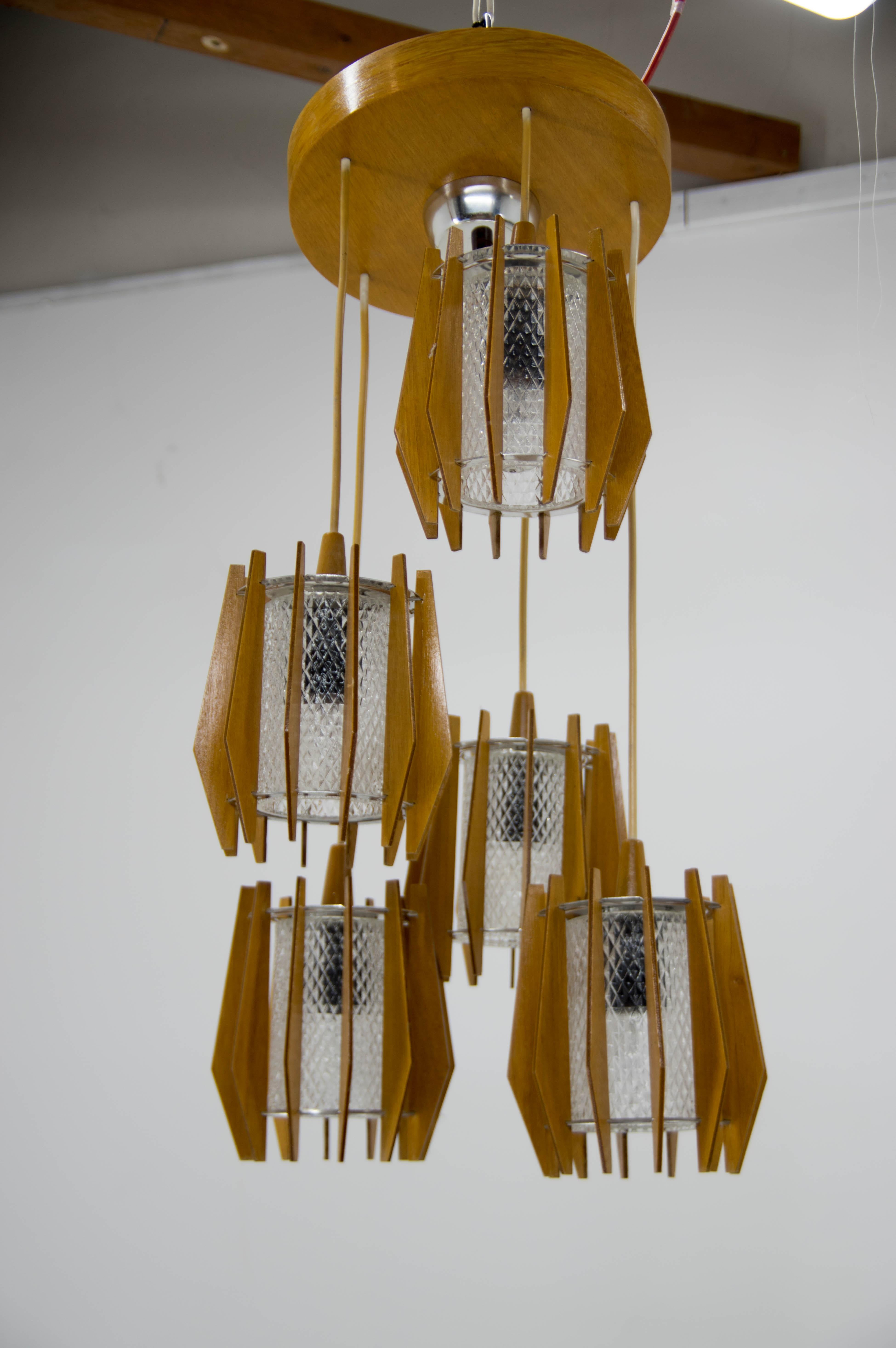Set of Chandelier and Wall Lamp by Drevo Humpolec, 1970 For Sale 3