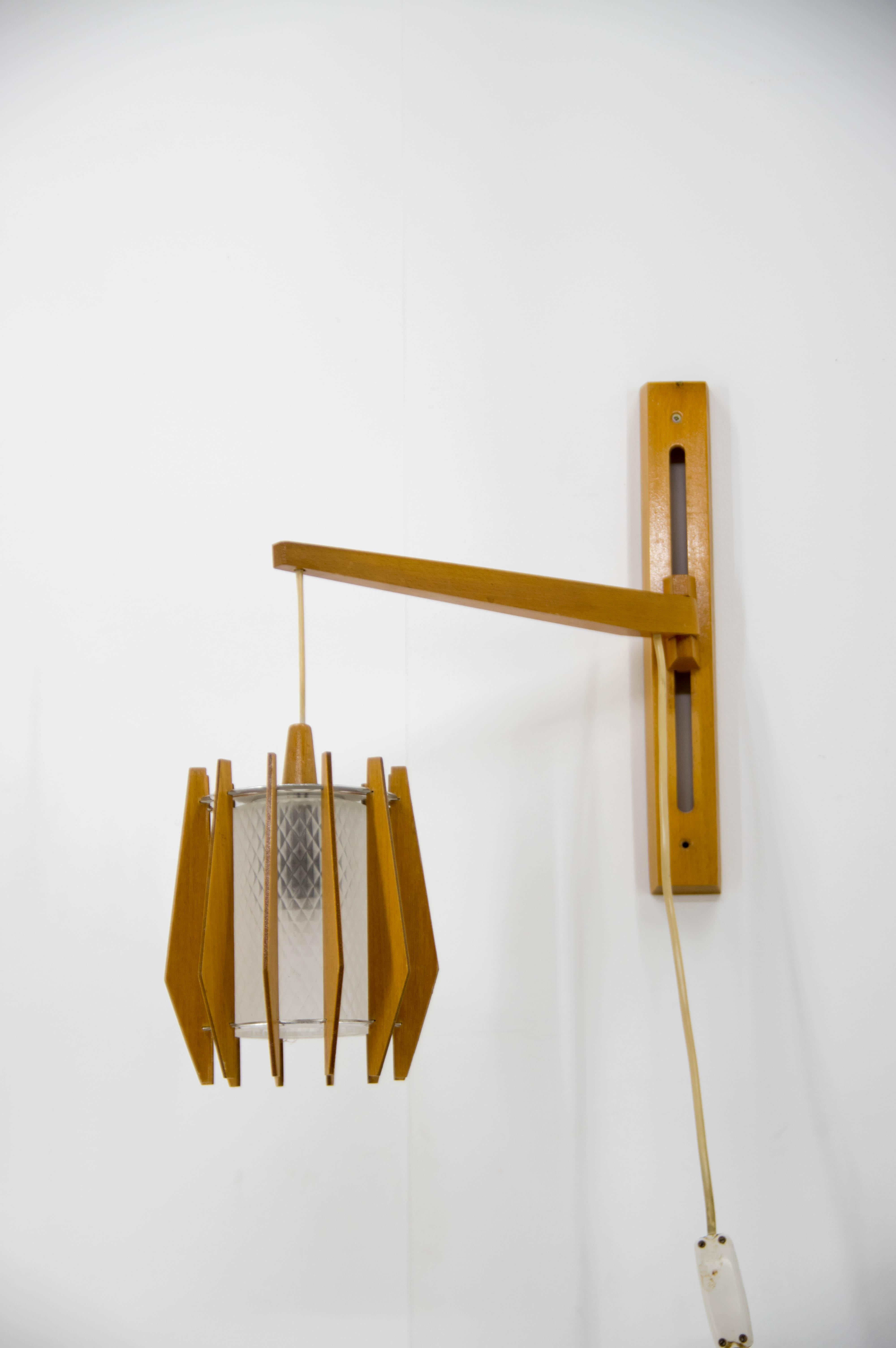 Set of Chandelier and Wall Lamp by Drevo Humpolec, 1970 For Sale 4