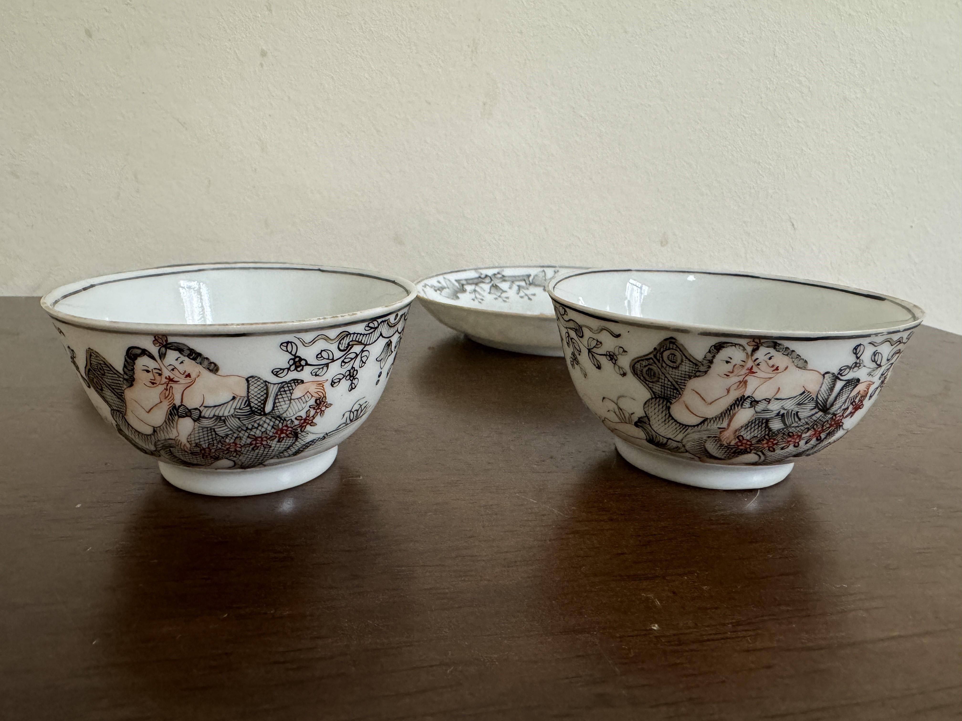 Set of Chinese export 'mythological' cups and saucers, 18th Century Qianlong 4