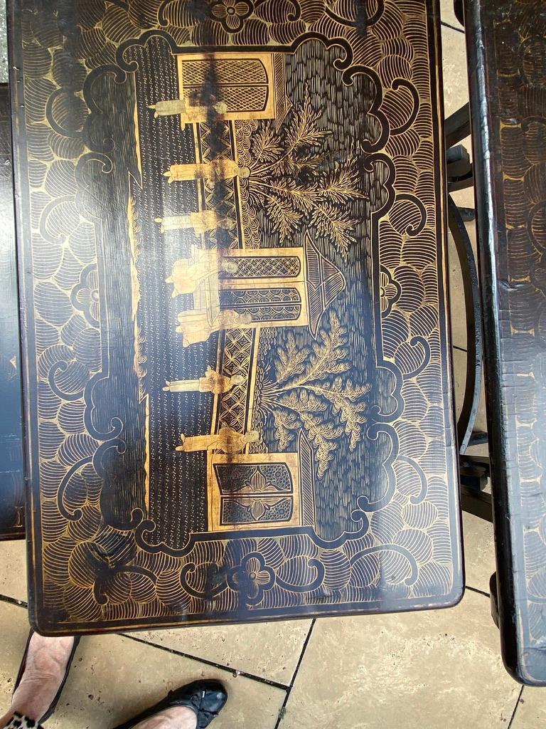 Set of Chinese Export Nest of 4 Tables In Good Condition For Sale In Sarasota, FL