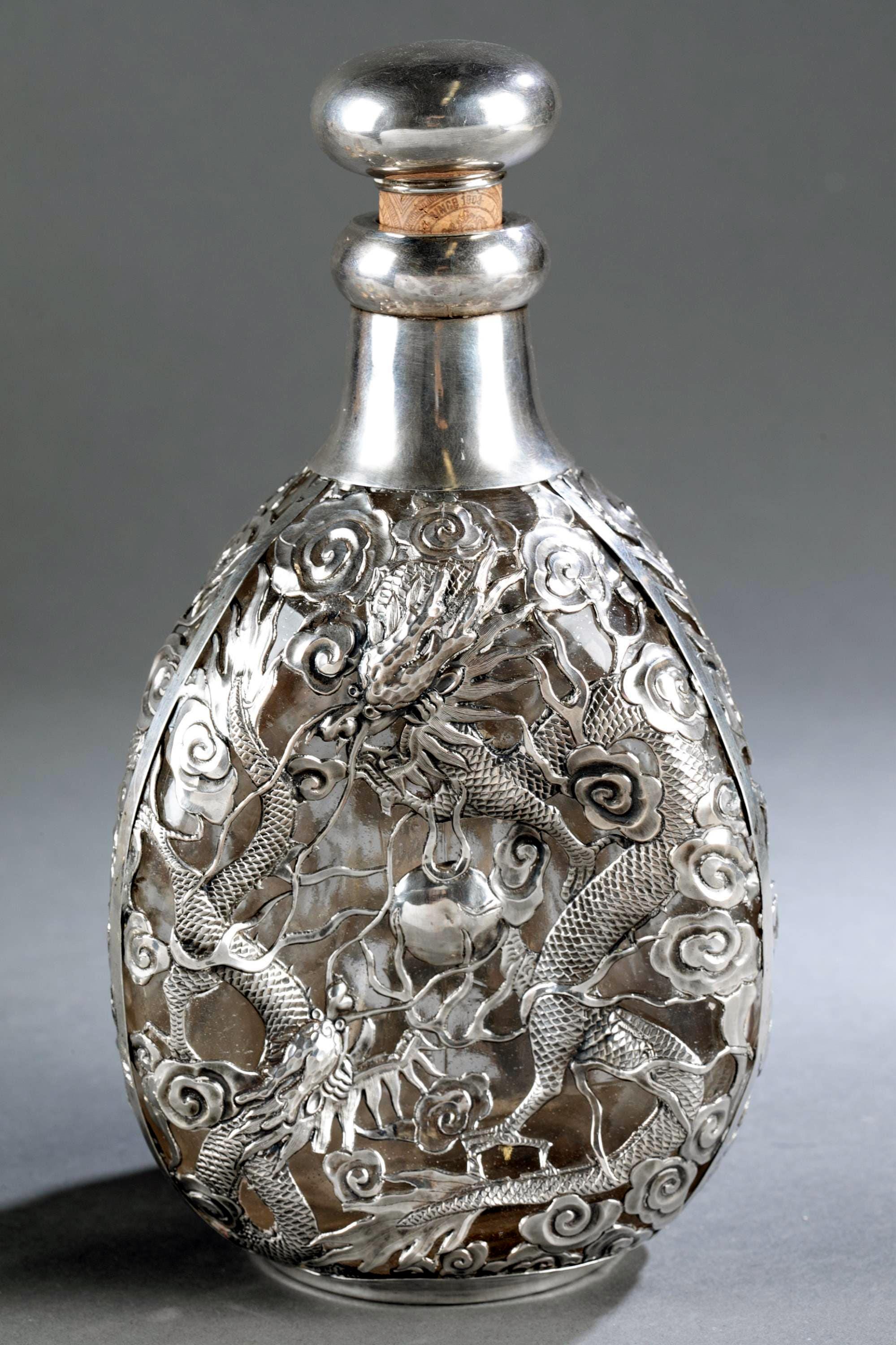 Set of Chinese Export Silver Overlay Bottle with Five Cordials Tianjin Wuhua For Sale 3