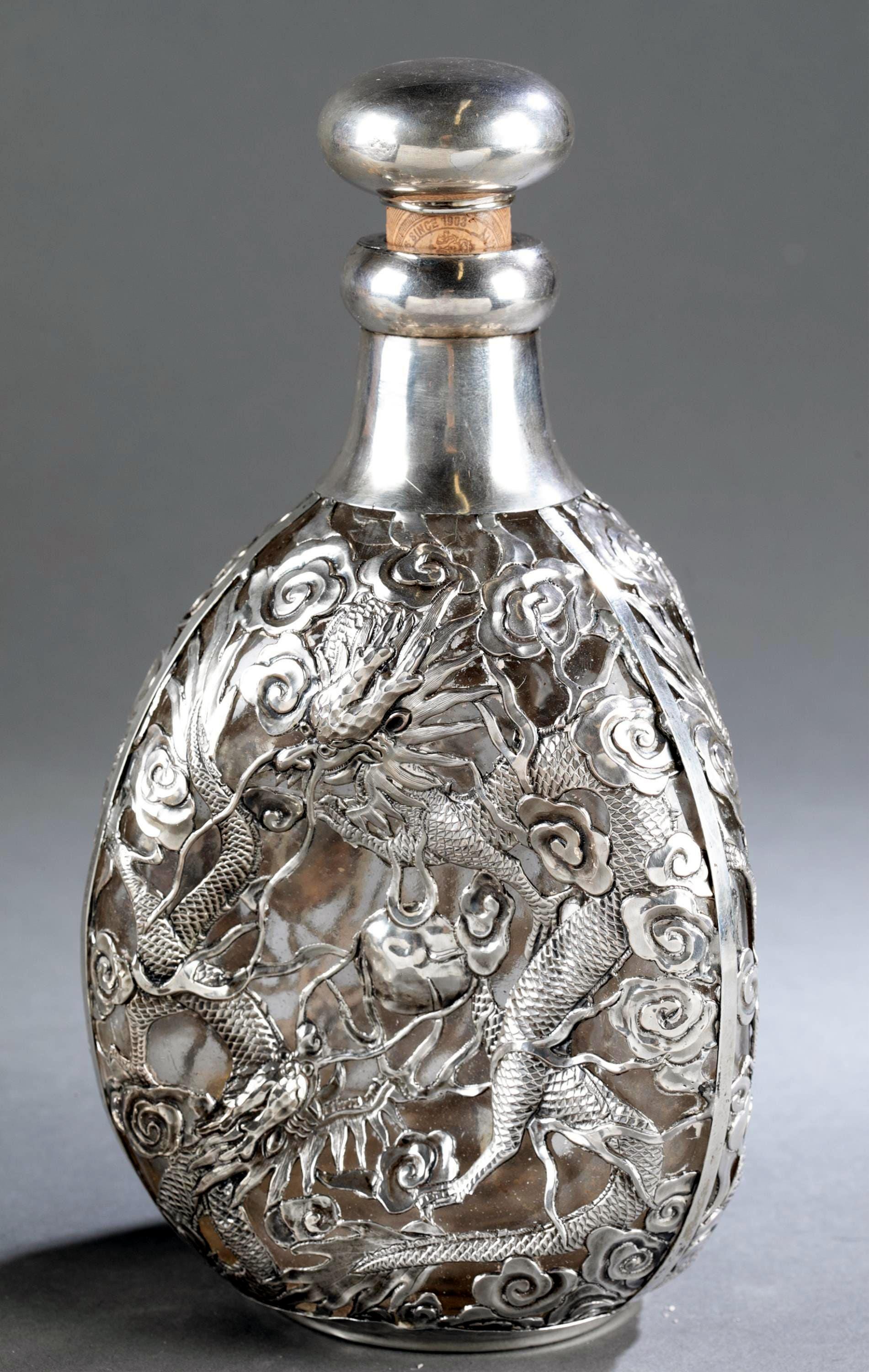 Set of Chinese Export Silver Overlay Bottle with Five Cordials Tianjin Wuhua For Sale 2