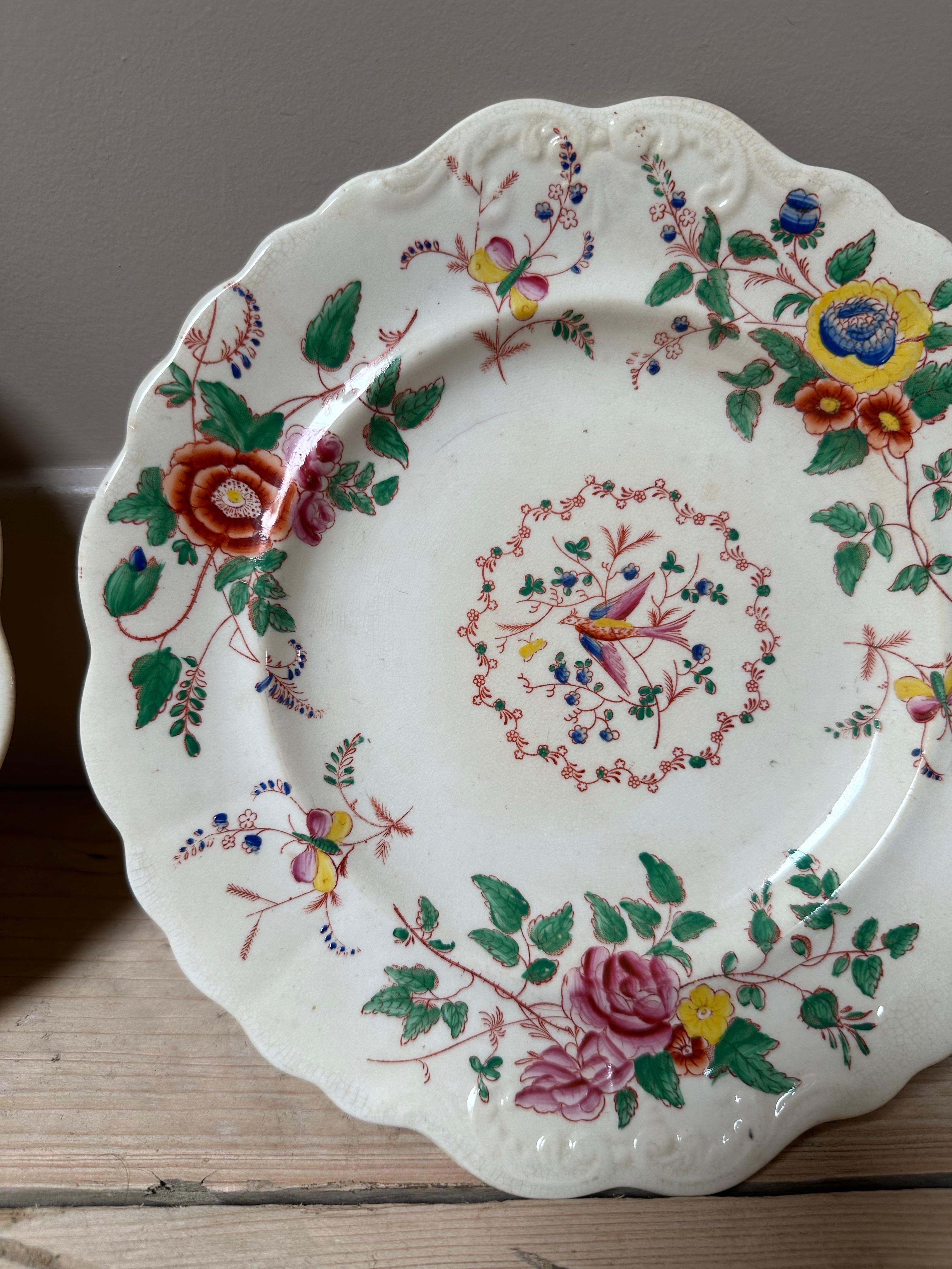 Set of Chinese Famille Rose Pattern Side Plates, Late 19th Century For Sale 4