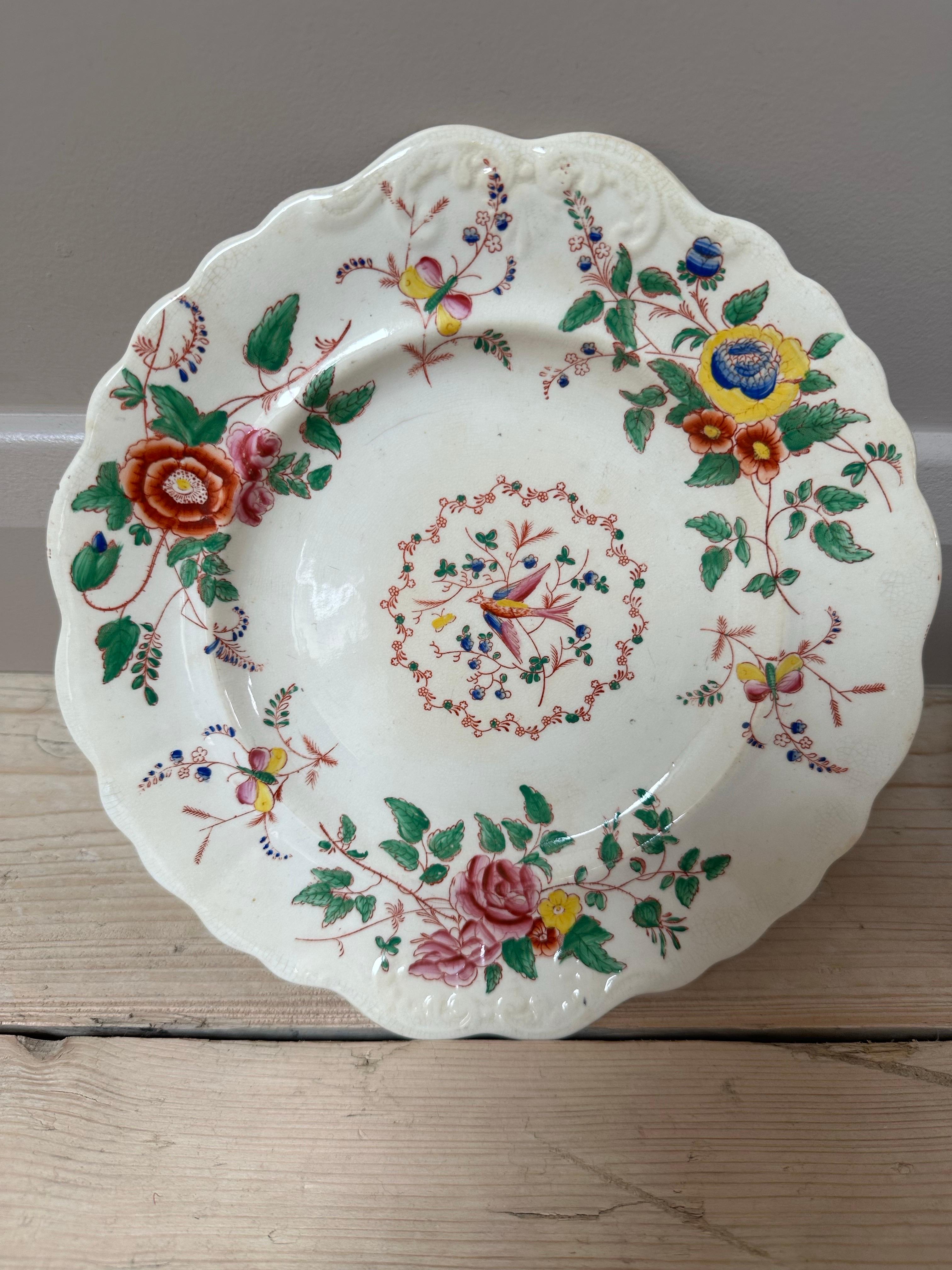 Set of Chinese Famille Rose Pattern Side Plates, Late 19th Century In Good Condition For Sale In Worcester Park, GB
