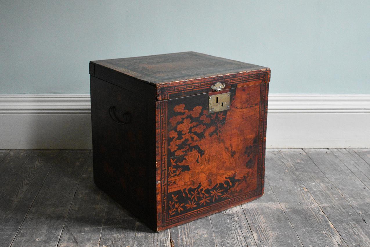 Set of Chinese Red & Black Boxes, 20th Century  For Sale 1