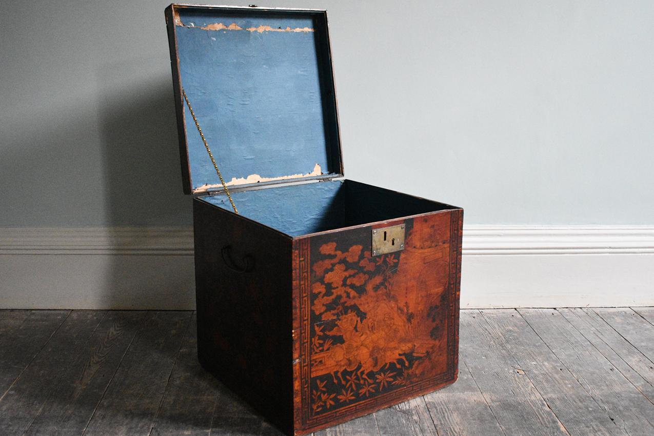 Set of Chinese Red & Black Boxes, 20th Century  For Sale 2