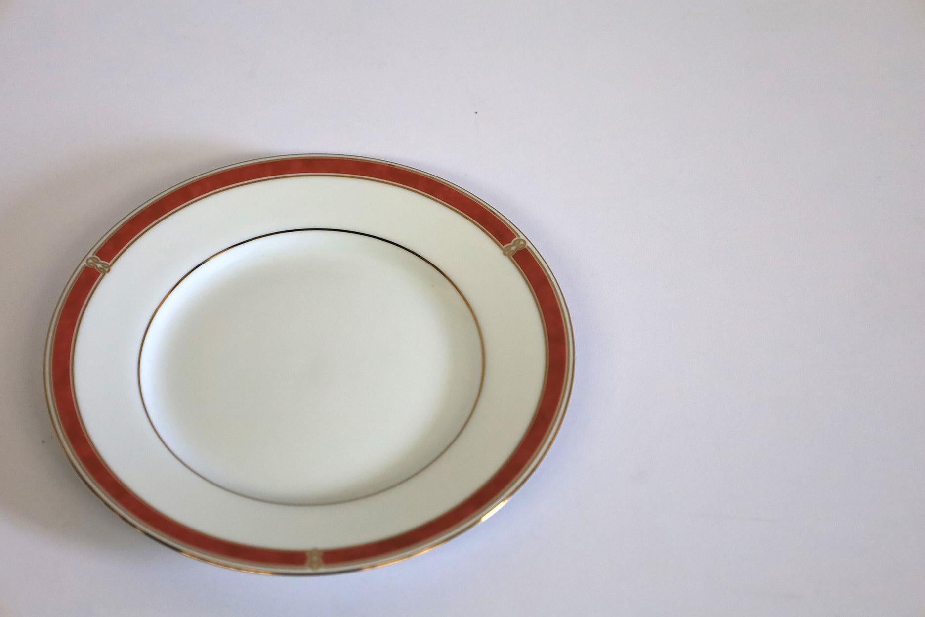 Ensemble de soupe, assiette à dîner et assiette à pain Christofle Oceana Rouge en vente 1