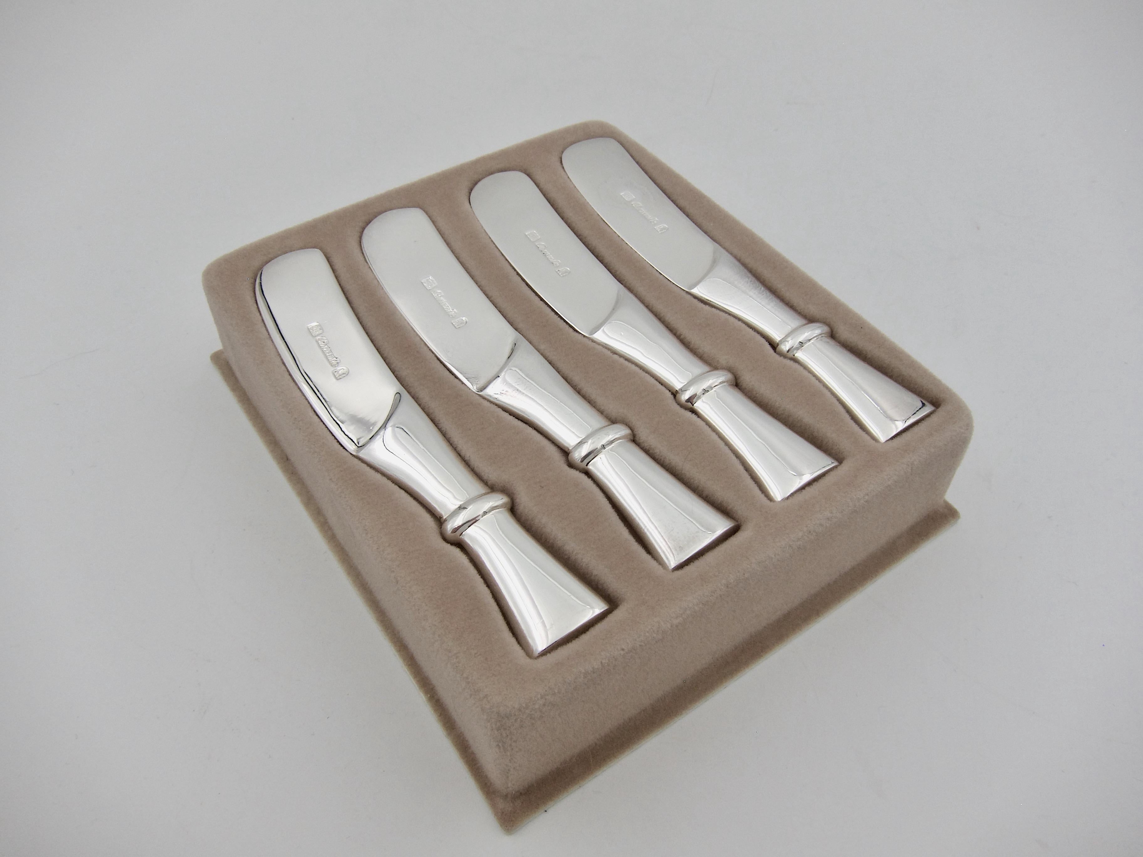Set of Christofle Silver-Plated Butter Spreader Knives In Good Condition In Los Angeles, CA