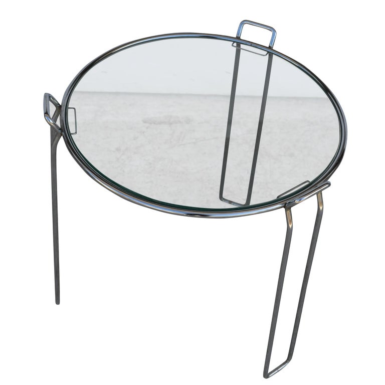 Set of Chrome and Glass Nesting Tables by Saporiti In Good Condition For Sale In Pasadena, TX