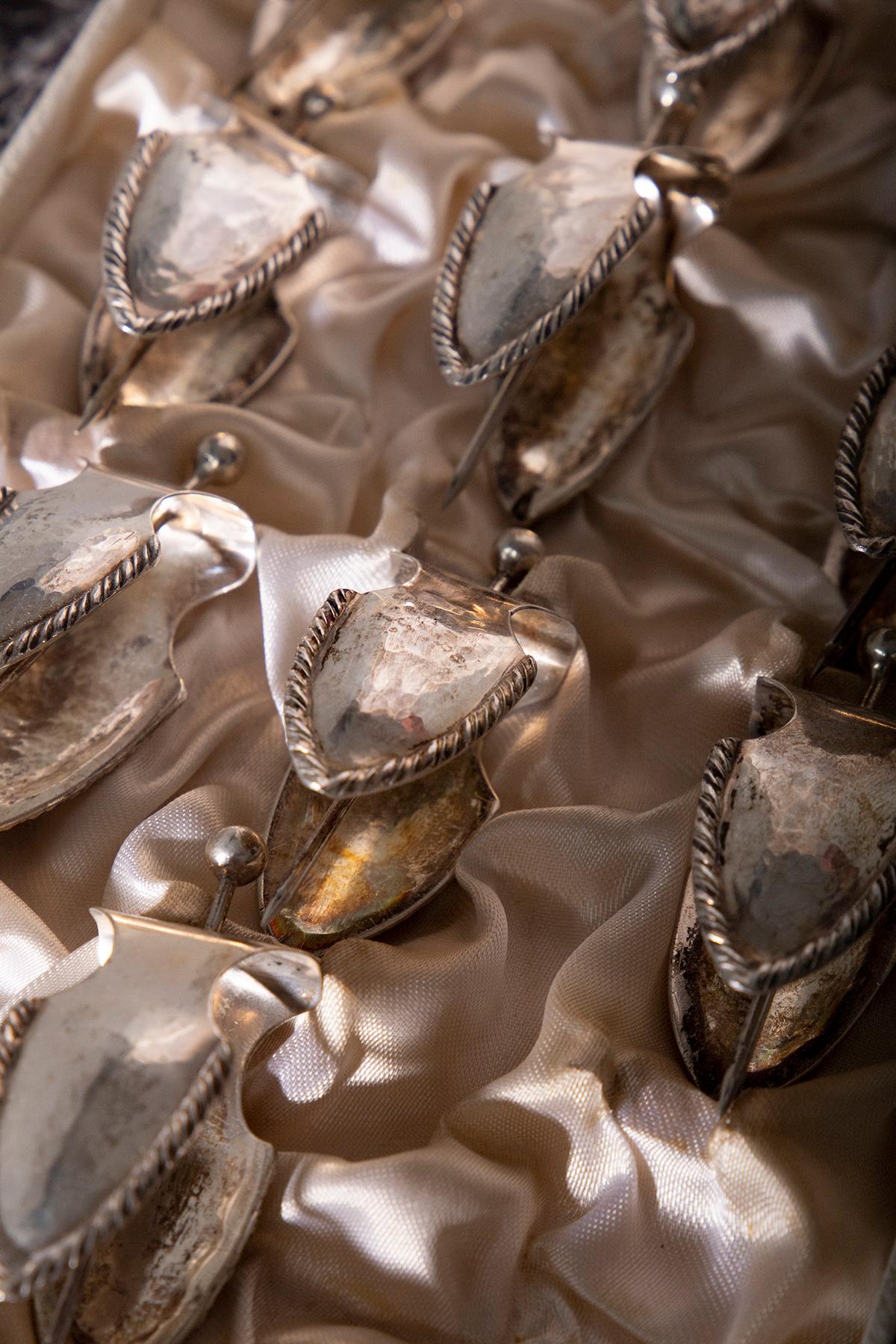 Set von Zitrus-Schneiderschalen aus versilbertem Metall im Zustand „Gut“ im Angebot in Milano, IT