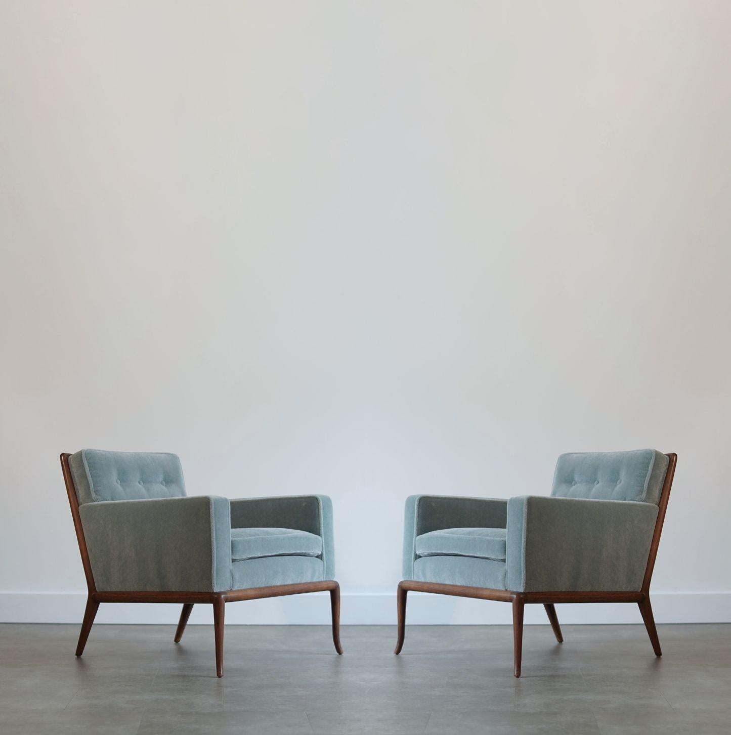 Mid-Century Modern Ensemble de fauteuils club de T.H. Robsjohn-Gibbings pour Widdicomb en Mohair, C.C. années 1950 en vente