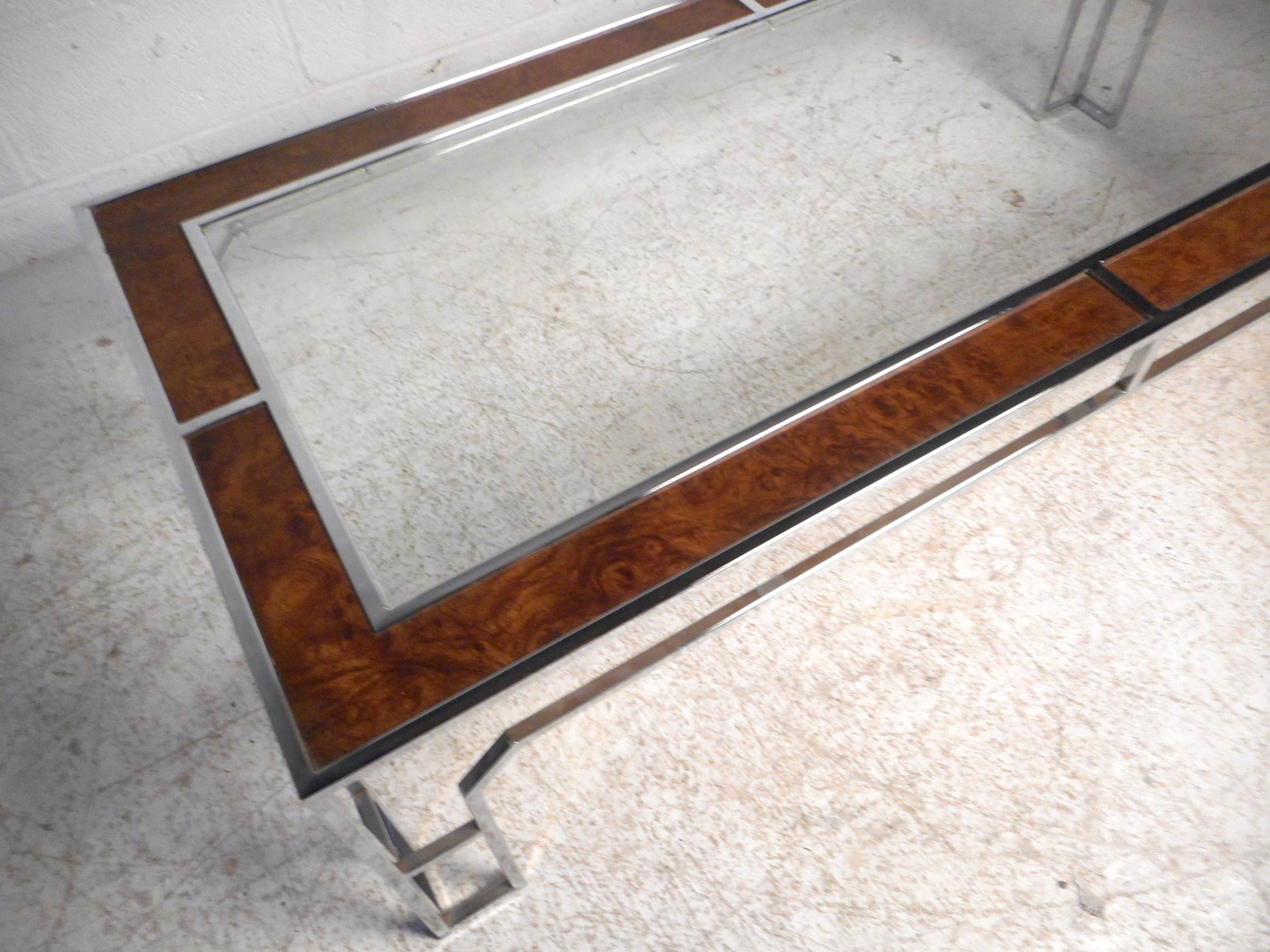 Mid-Century Modern Set of Coffee and End Tables in the Style of Milo Baughman For Sale
