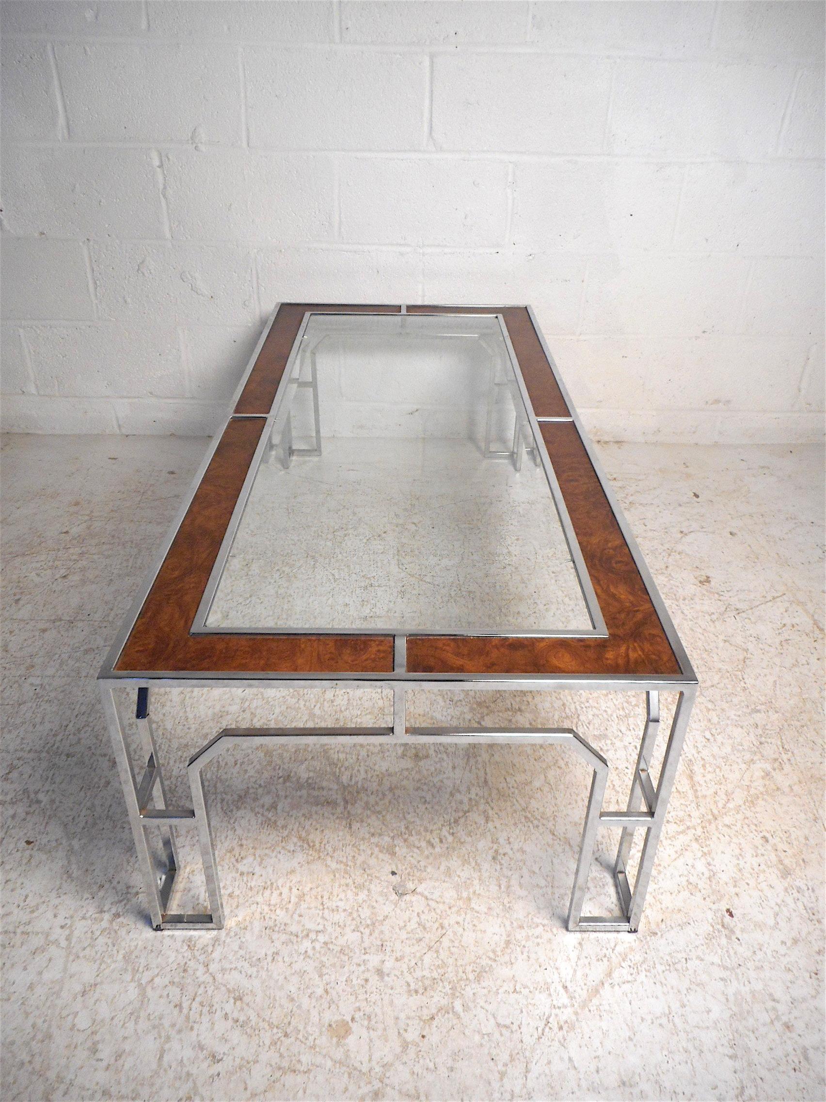 American Set of Coffee and End Tables in the Style of Milo Baughman For Sale