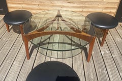 Conjunto de mesa baja y 3 taburetes de Sven Ellekaer para Christian Linneberg