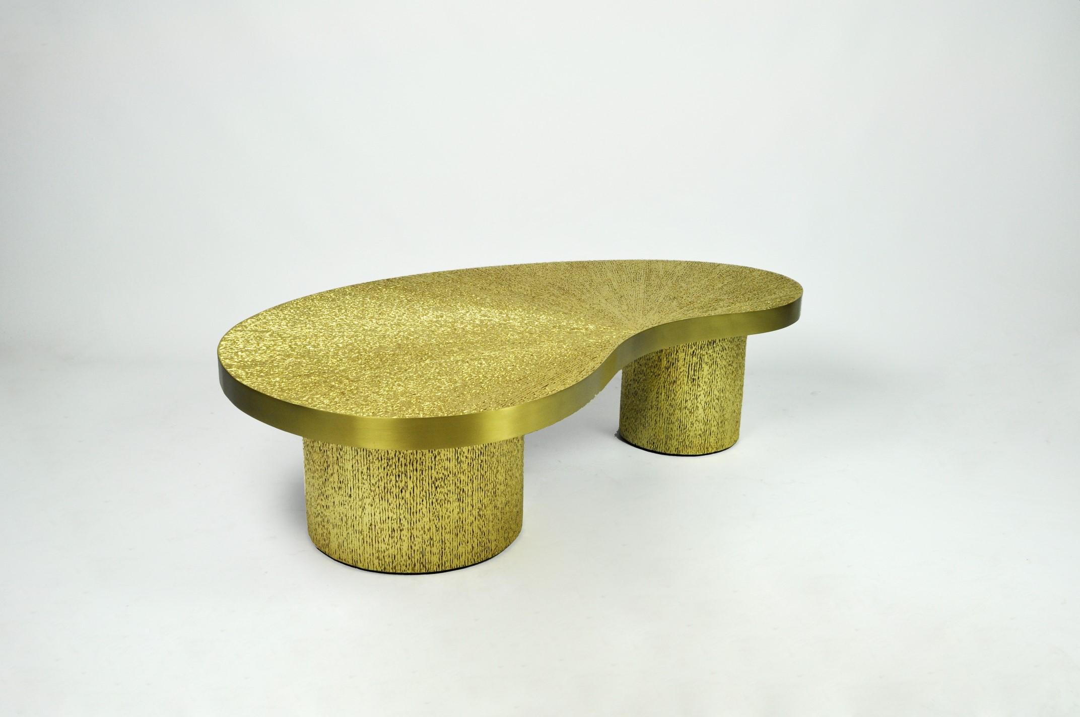 Organic Modern Set of Coffee Tables in Rock Crystal and Gold Fiber Marquetry by Ginger Brown For Sale
