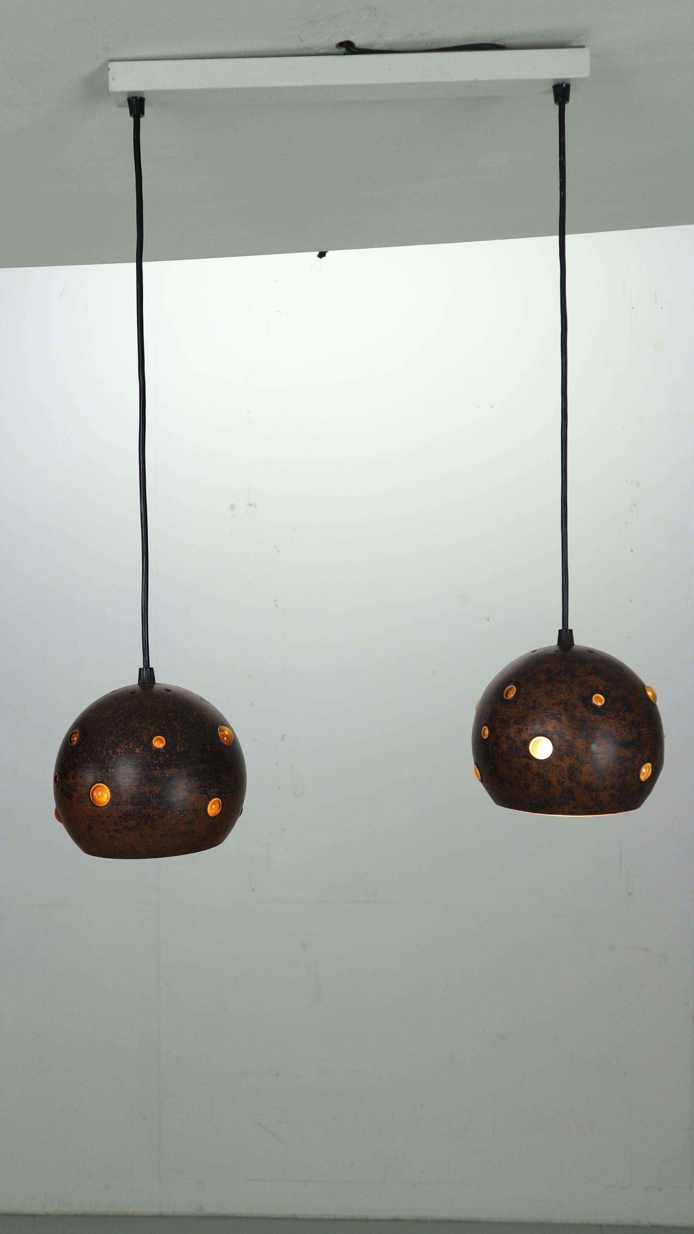 Mid-Century Modern Set of Copper & Bubble Glass Pendant Lamp by Nanny Still , 1960s For Sale