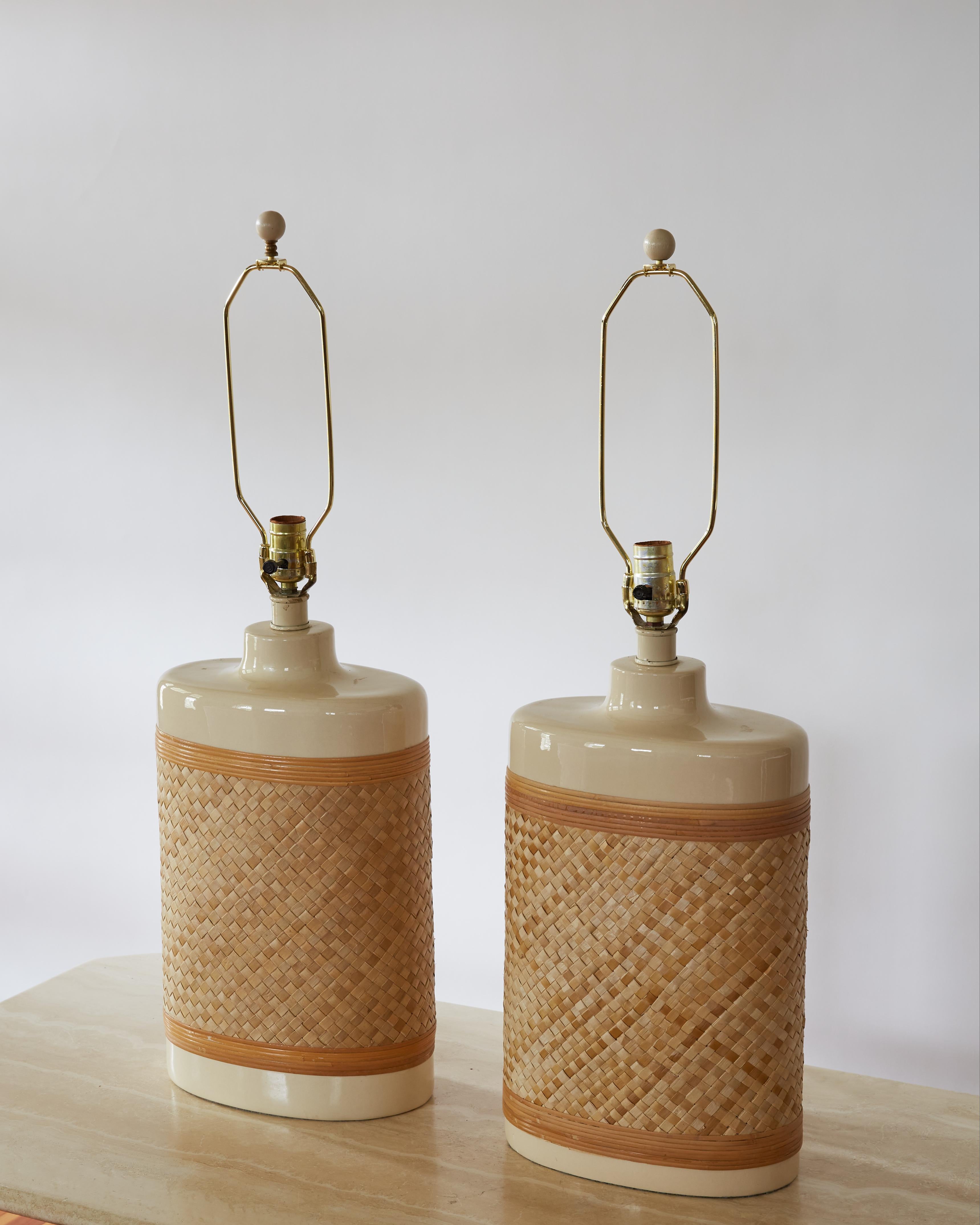 American Set of Cream-colored Oval Ceramic Table Lamps with Natural Raffia Detail For Sale