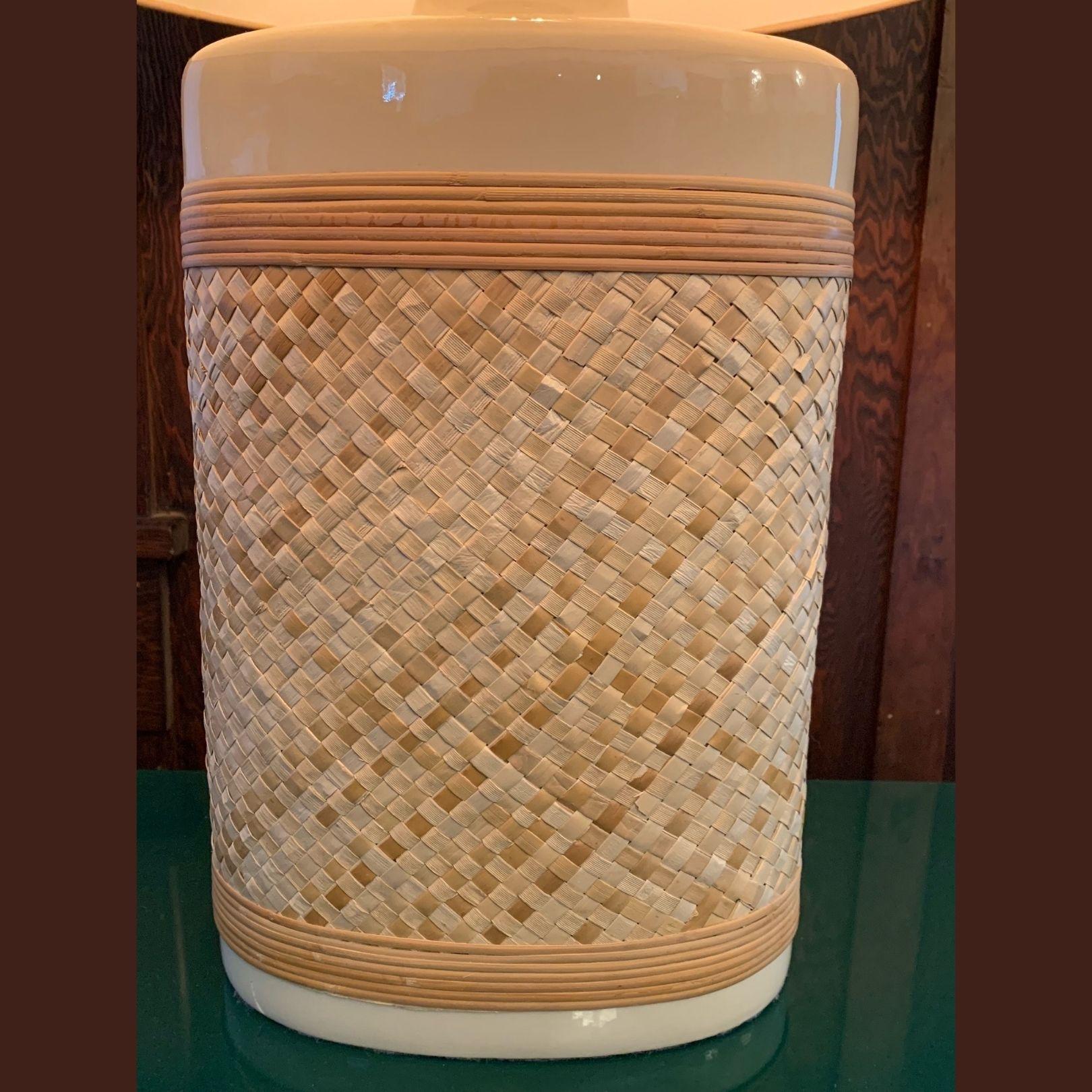 Contemporary Set of Cream-colored Oval Ceramic Table Lamps with Natural Raffia Detail For Sale