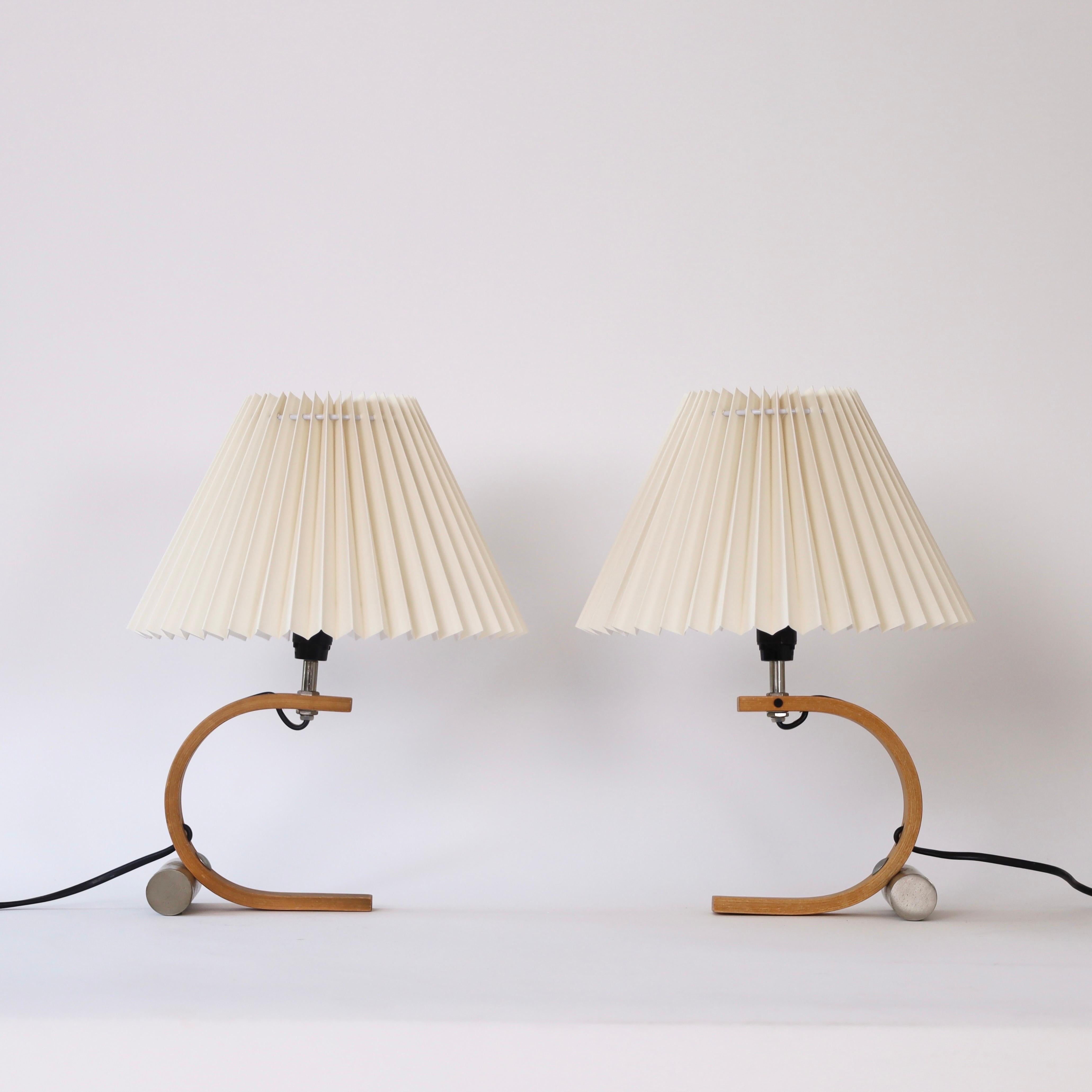 Set geschwungener Tischlampen aus Buchenholz von Caprani, 1970er Jahre, Dänemark im Angebot 7