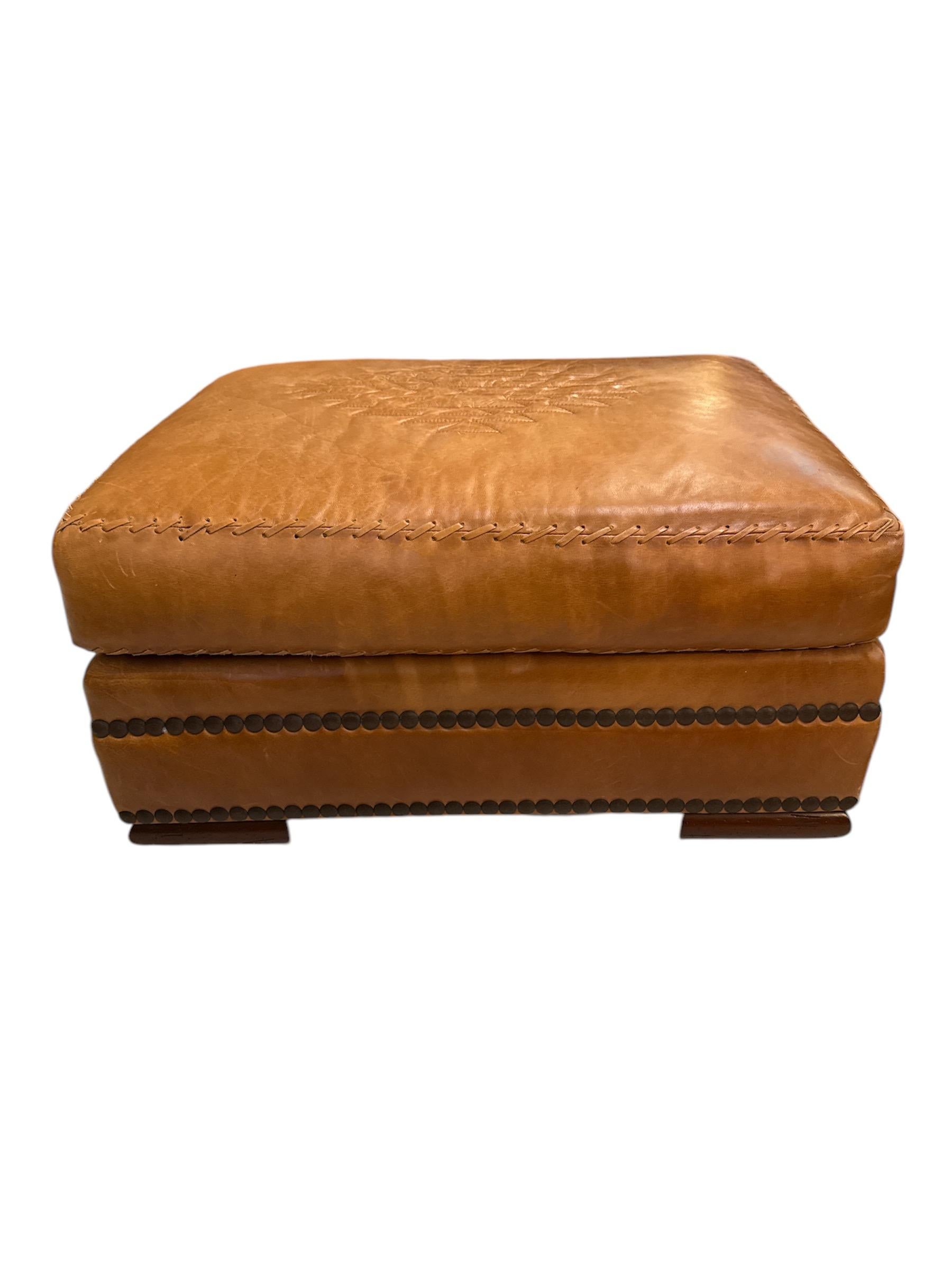 Set of Custom Manner of Ralph Lauren Hand Made Leather Swivel Club Chair In Excellent Condition In Pasadena, CA
