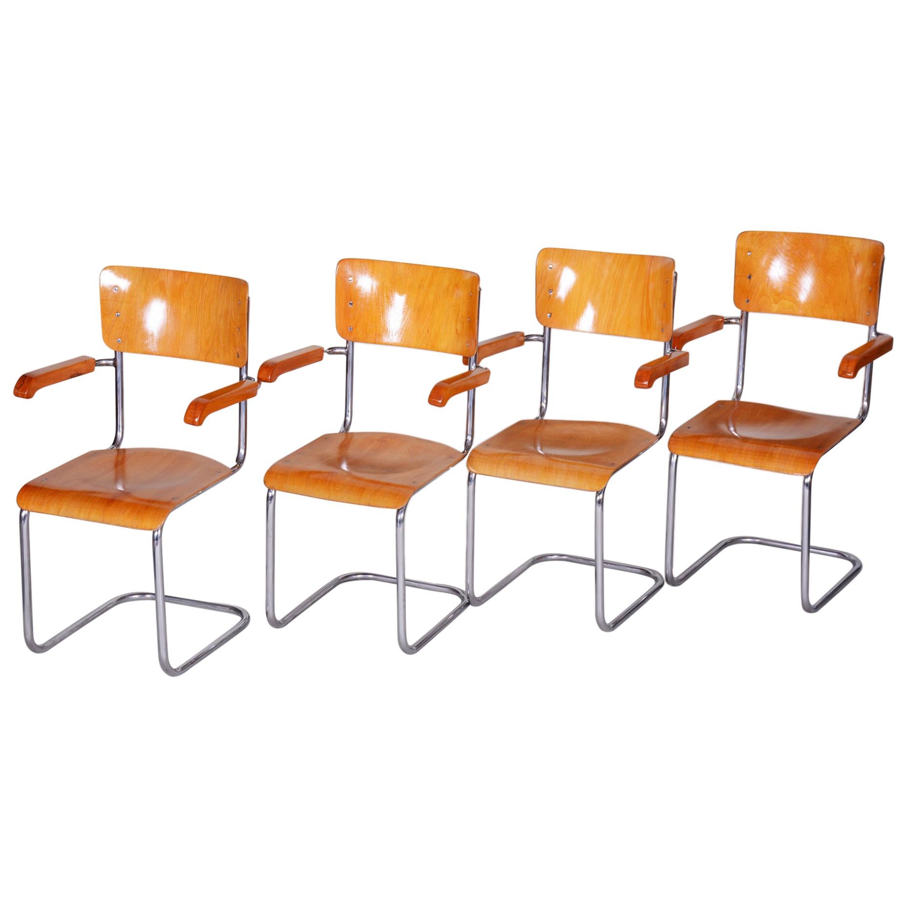 Set of Czech Beech Bauhaus Armchairs, Vichr a Spol., Four Pieces, Chrome, 1930s For Sale