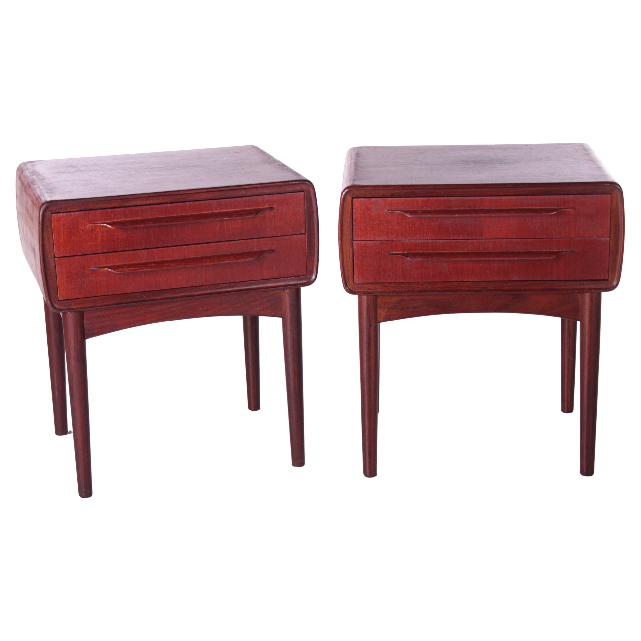 Set of Danish Bedside Tables Designed by Johannes Andersen by C.F.Silkeborg For Sale